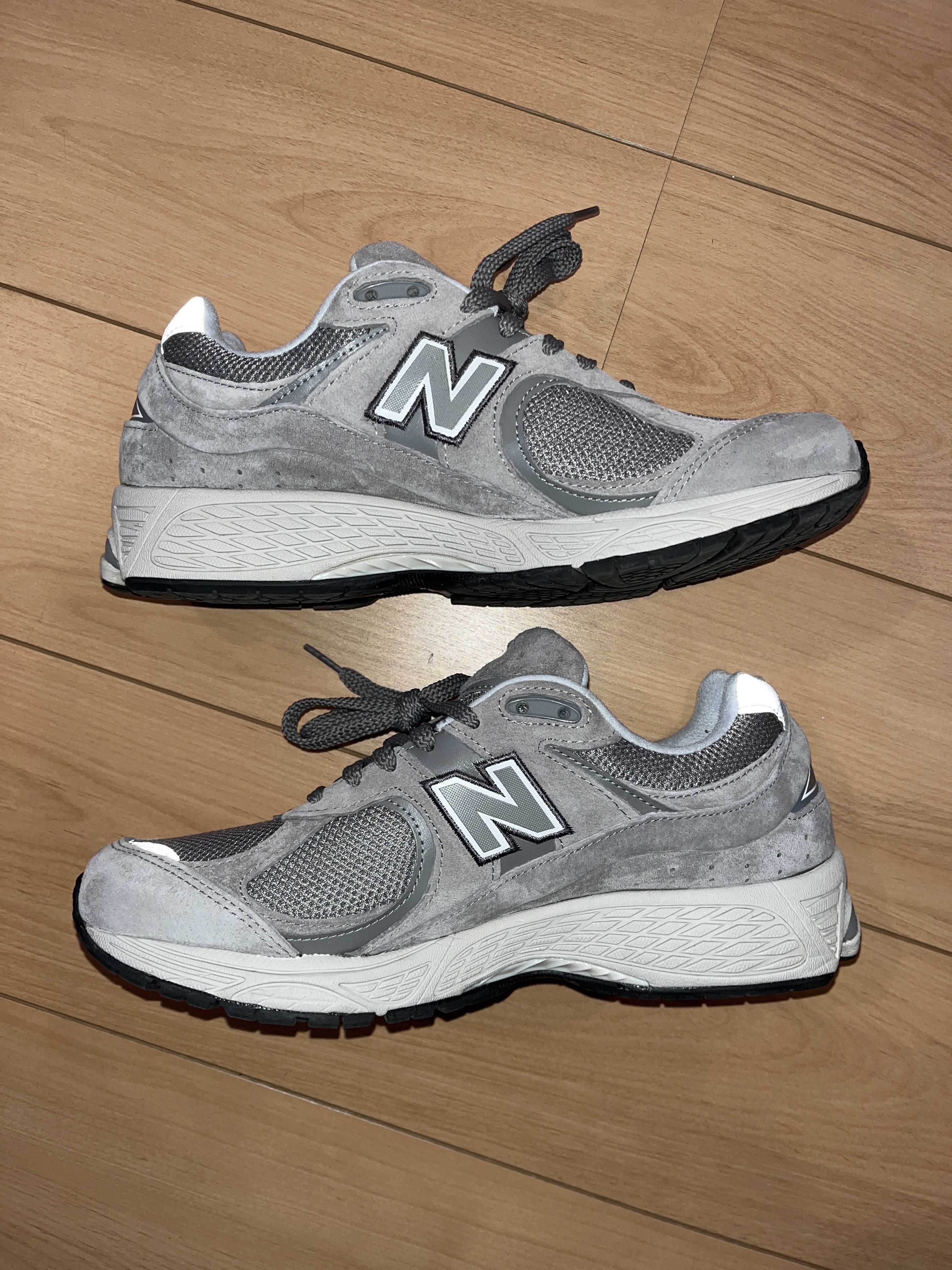 New Balance 2002R "Marblehead/Light Aluminum"
