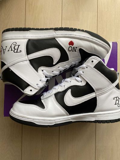 Supreme × Nike SB Dunk High By Any Means "White Black"