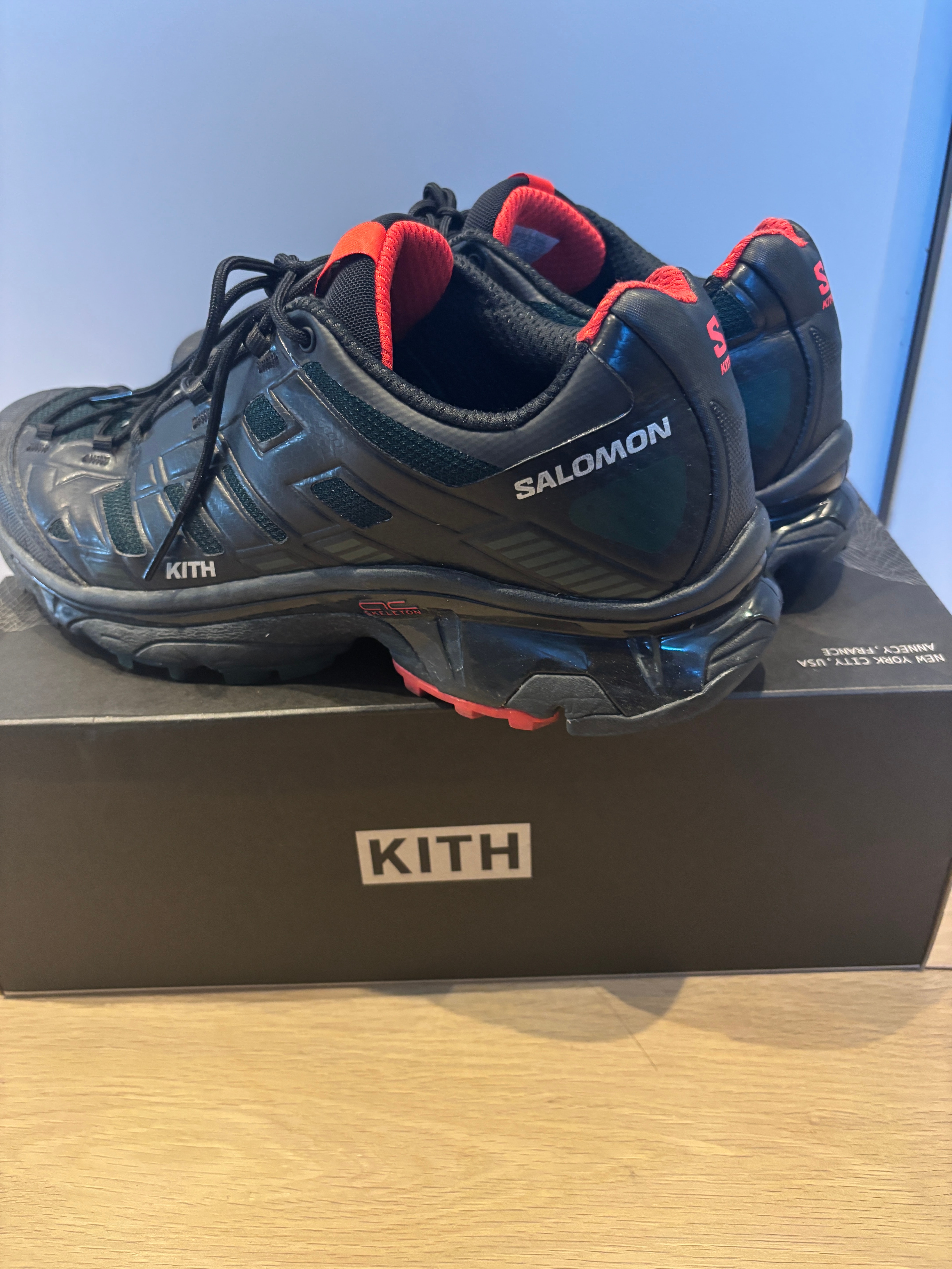 KITH × Salomon XT-4K "Black/Scarab/Fiery Red"