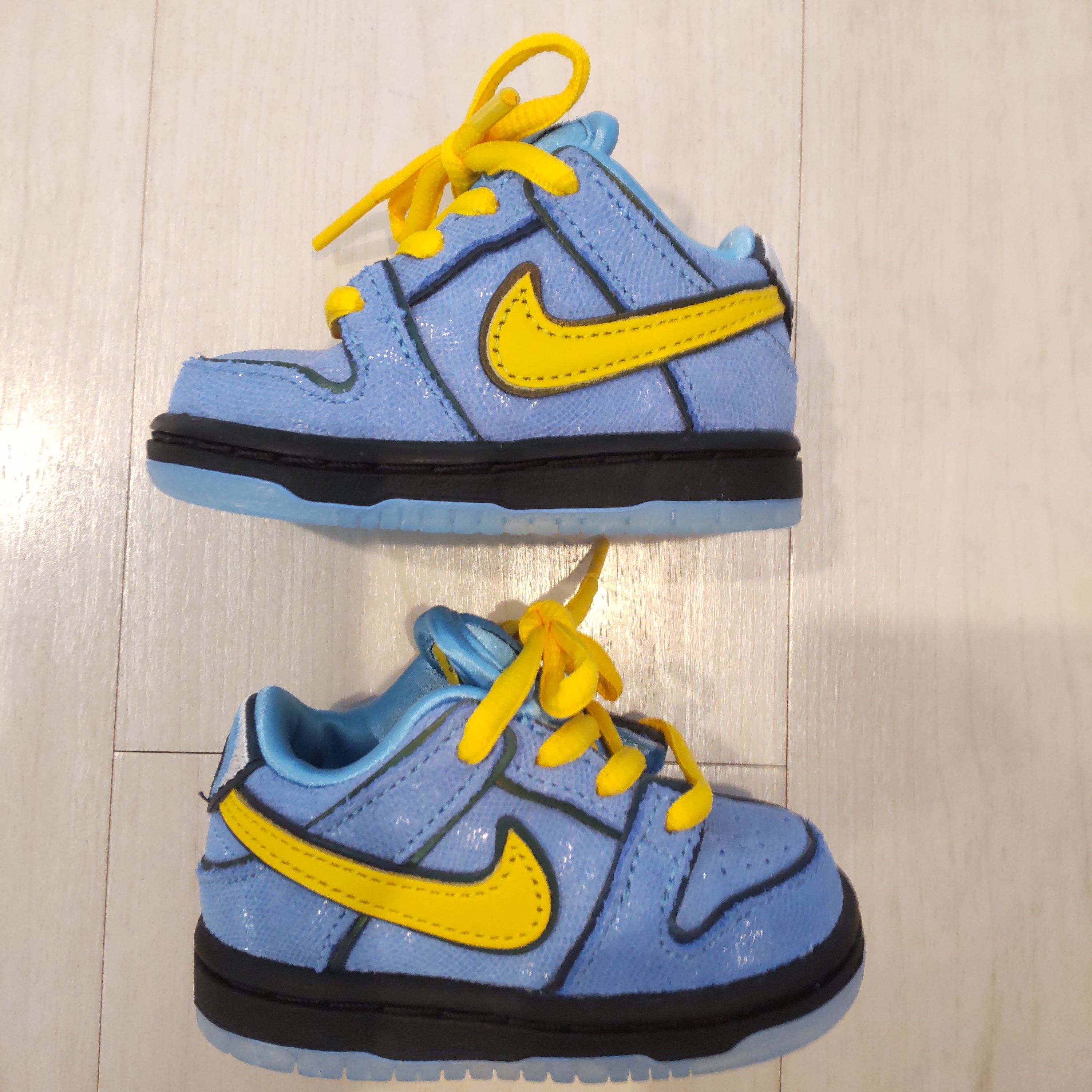 The Powerpuff Girls × Nike SB TD Dunk Low Pro QS "Bubbles"
