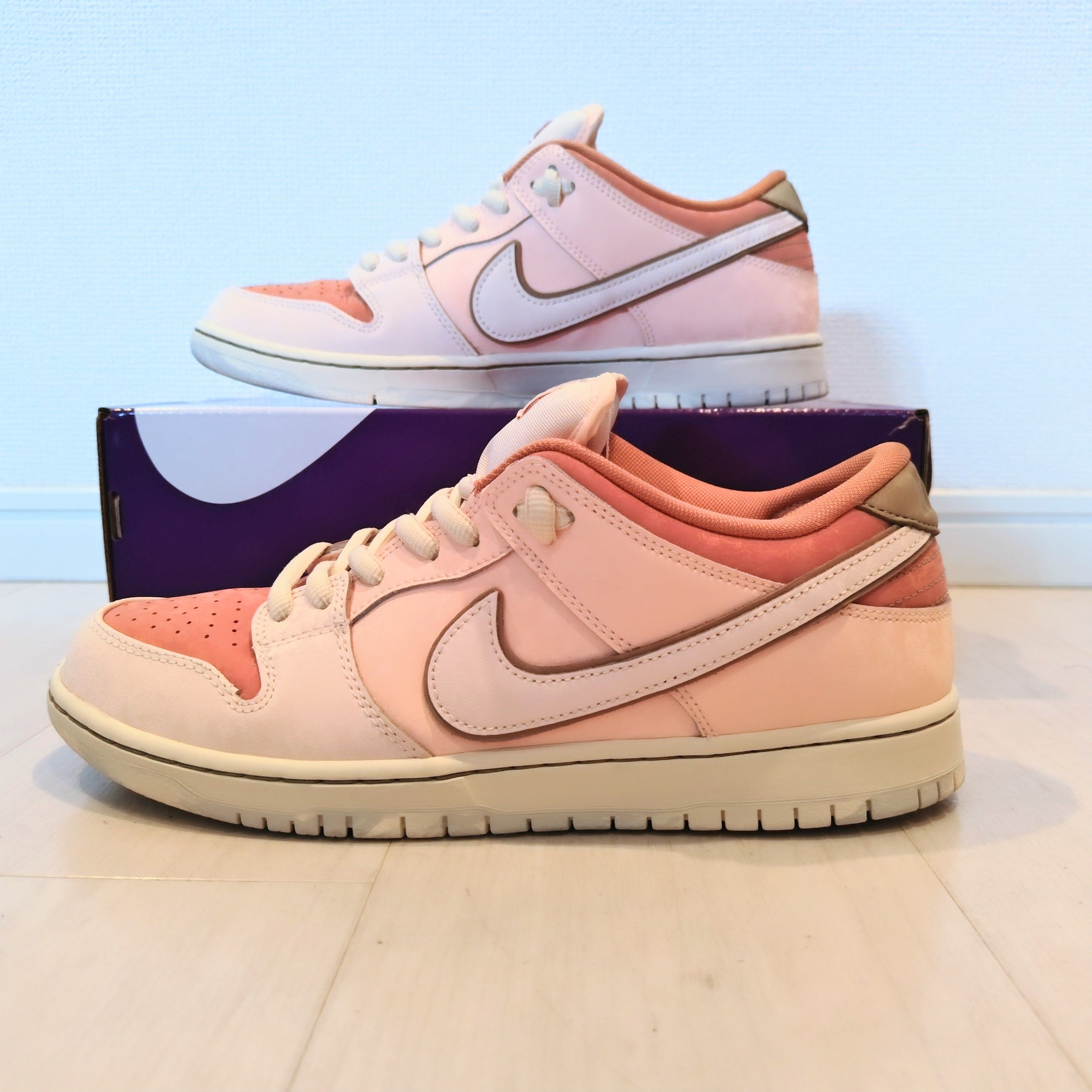 Nike SB Dunk Low Pro PRM "Crimson Tint and Amber Brown/Trocadero Gardens"