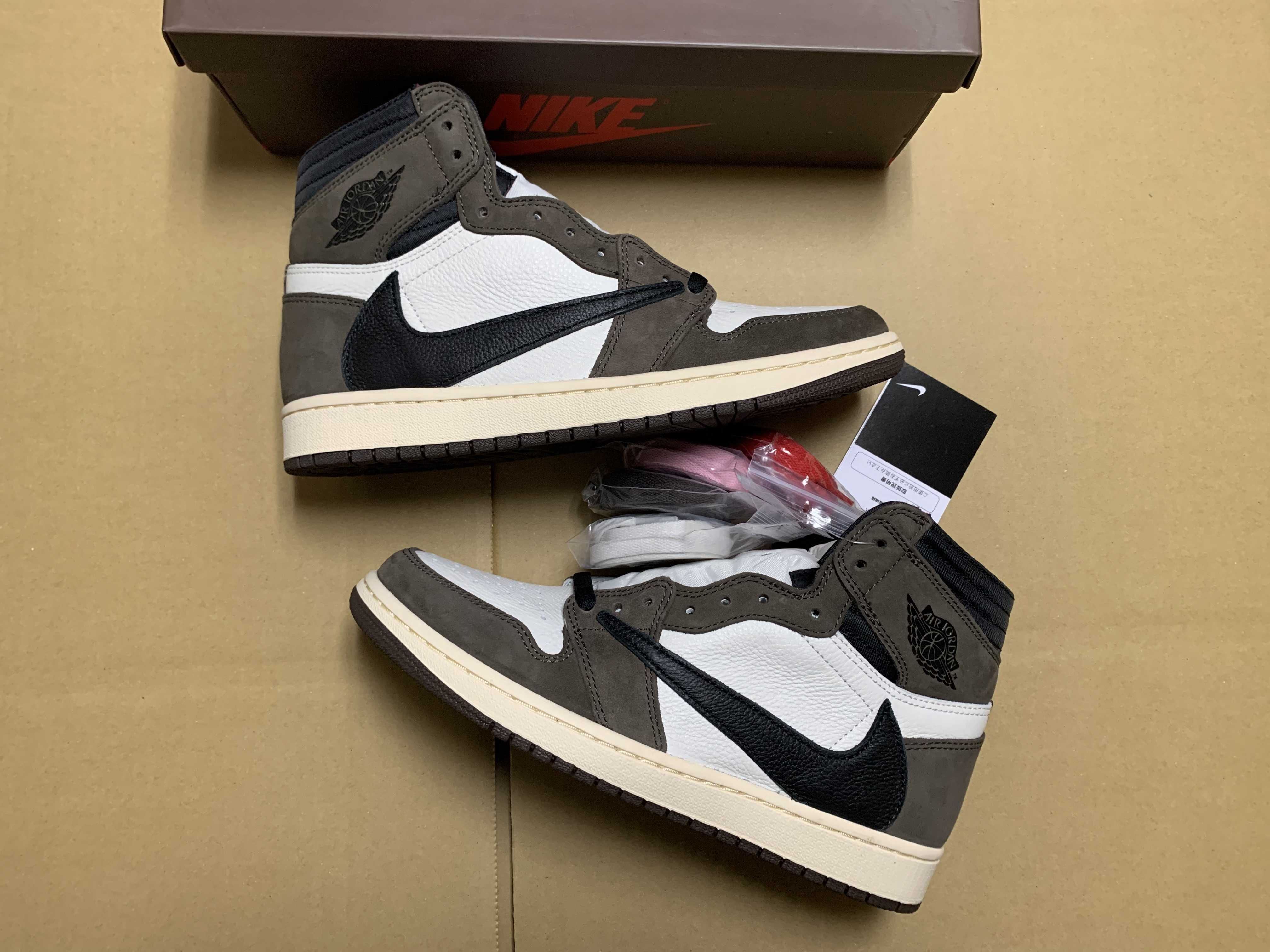 Travis Scott × Nike Air Jordan 1 Retro High OG TS SP "Sail/Dark Mocha"