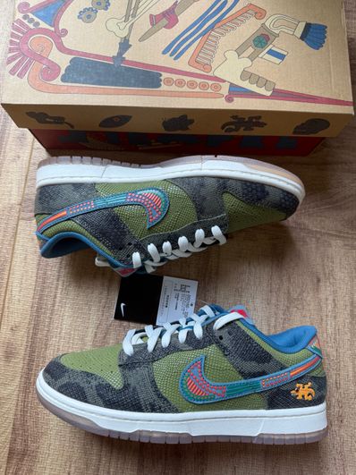 Nike Dunk Low "Siempre Familia"