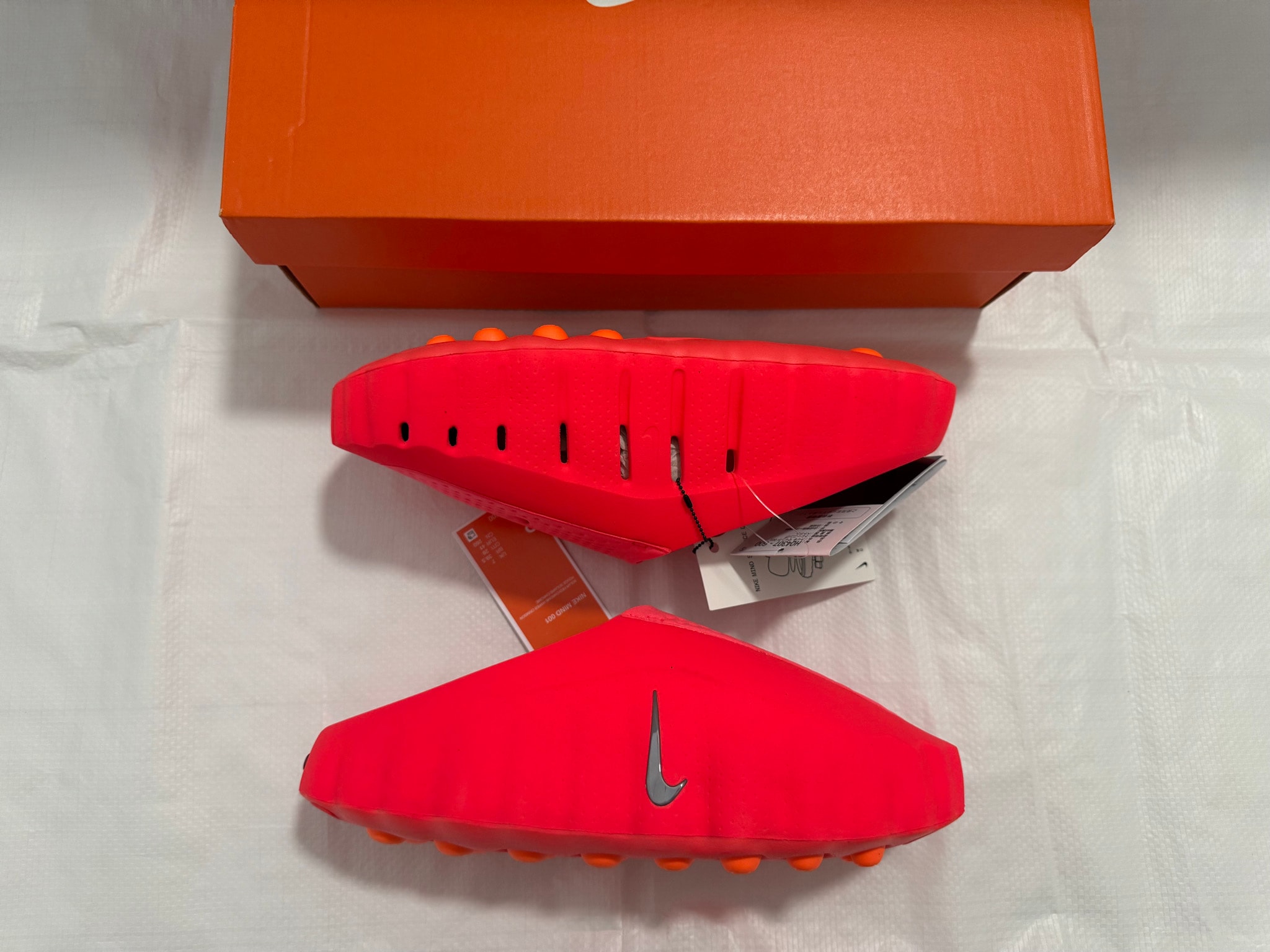 Nike Mind 001 Mules "Solar Red/Hyper Crimson"