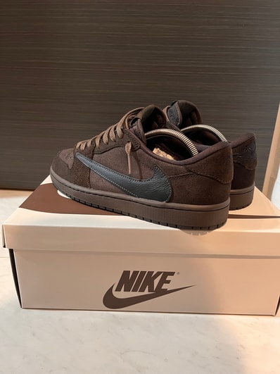 Travis Scott × Nike Air Jordan 1 Low OG SP "Velvet Brown and Dark Mocha"