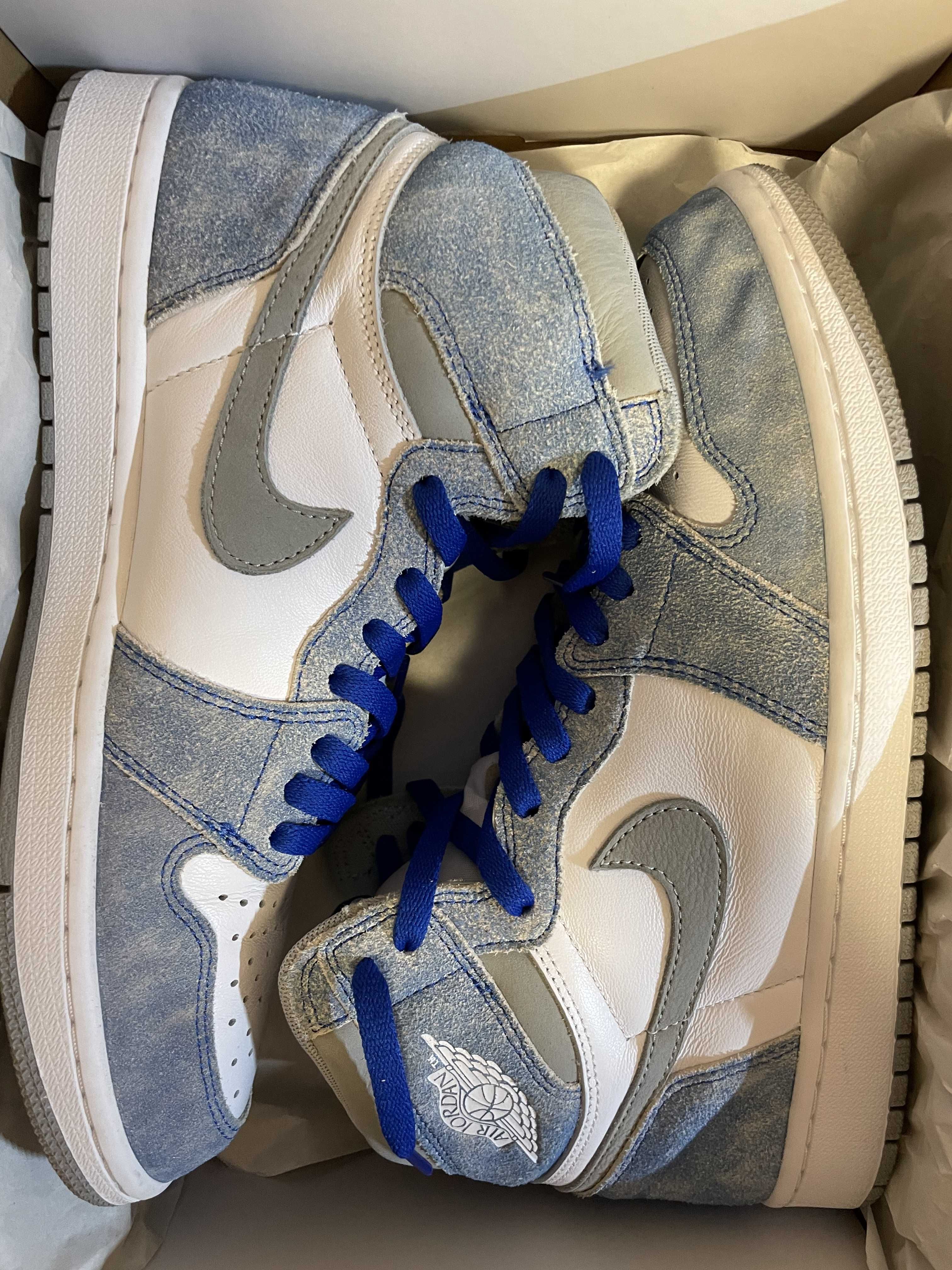 Nike Air Jordan 1 High OG "Hyper Royal"