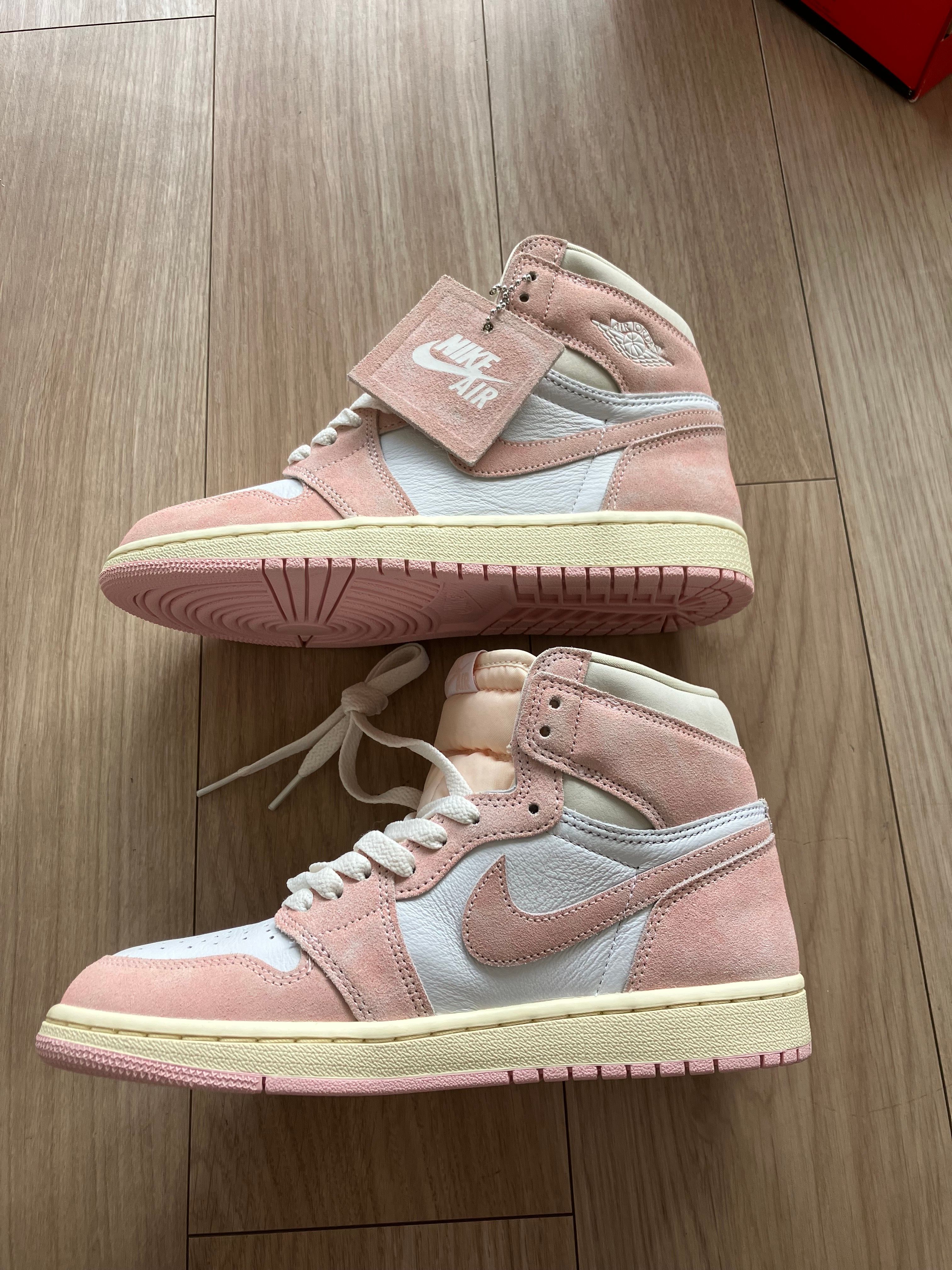 Nike Women's Air Jordan 1 Retro High OG "Washed Pink"
