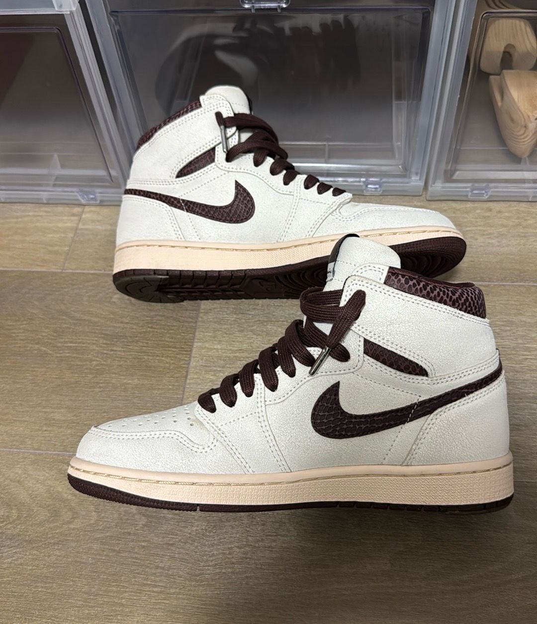 A Ma Maniere × Nike Air Jordan 1 Retro High OG "Sail and Burgundy"