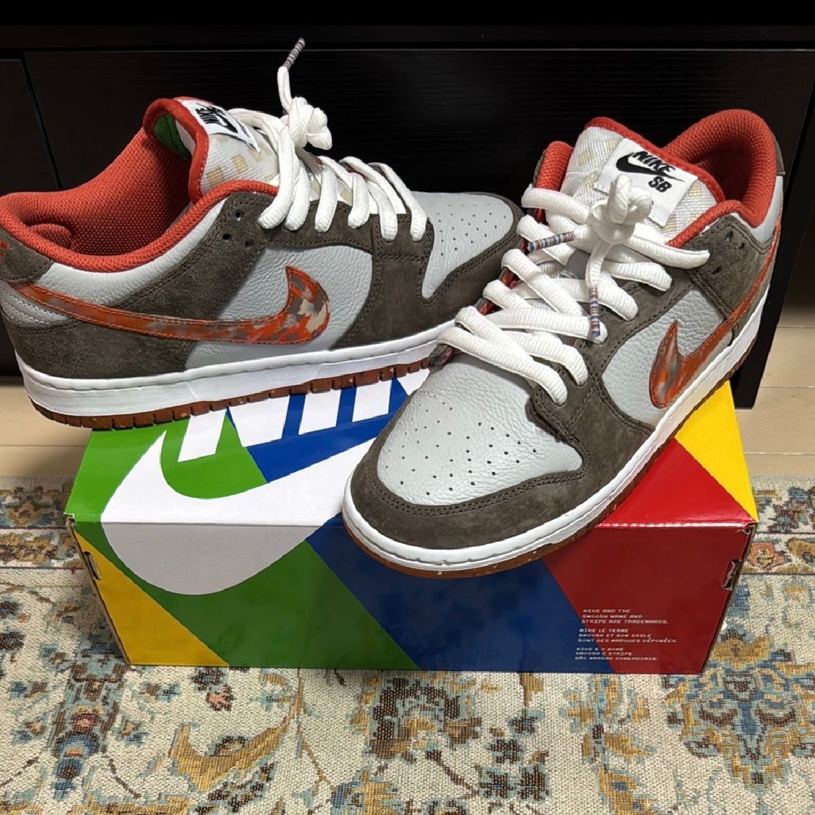 Crushed Skate Shop × Nike SB Dunk Low QS "Olive Grey/Mantra Orange"