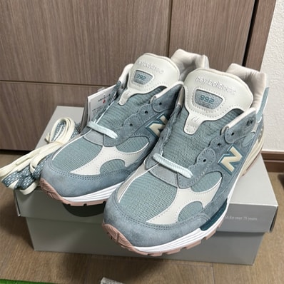 KITH × New Balance 992 "Aegean Blue/Shadow Gray"