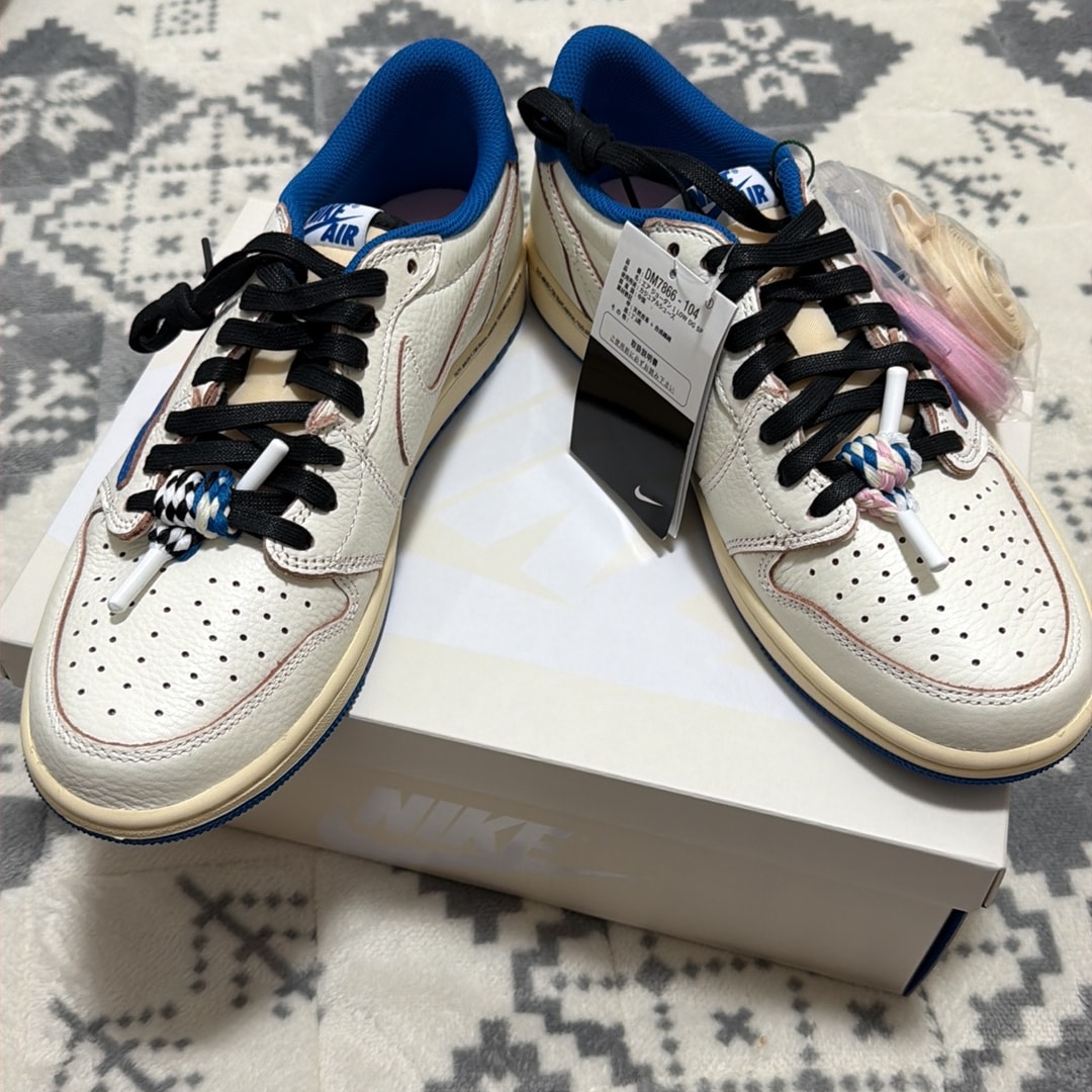 Travis Scott × fragment design × Nike Air Jordan 1 Low OG "Sail/Military Blue"