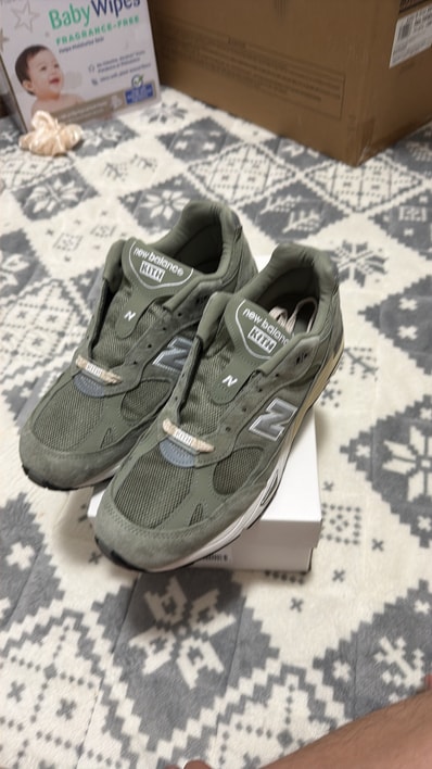 KITH 101 × New Balance 991 "Vetiver"