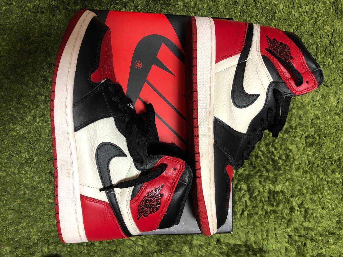 Nike Air Jordan 1 Retro High OG "Bred Toe"
