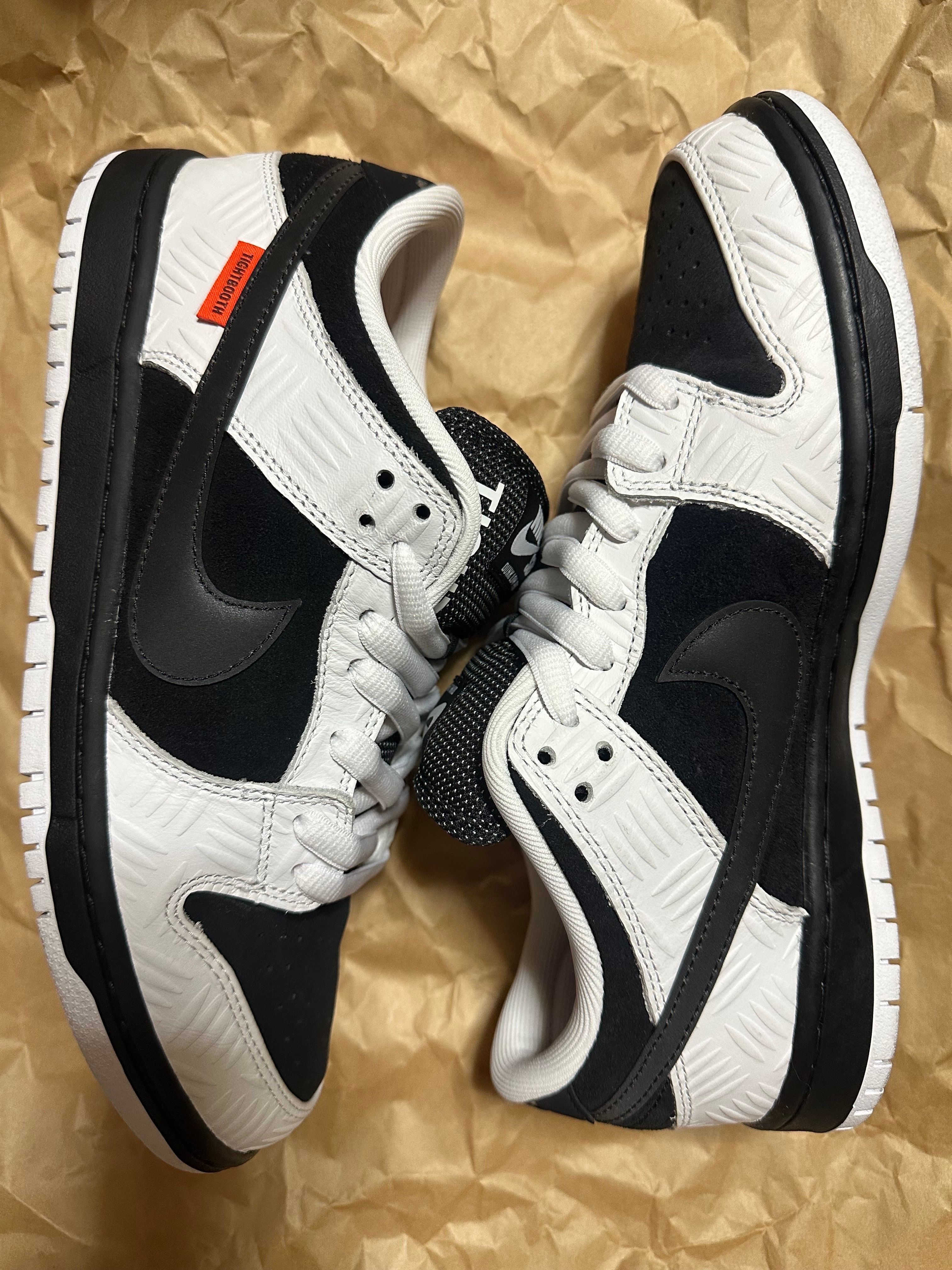 TIGHTBOOTH × Nike SB Dunk Low Pro QS "Black and White"