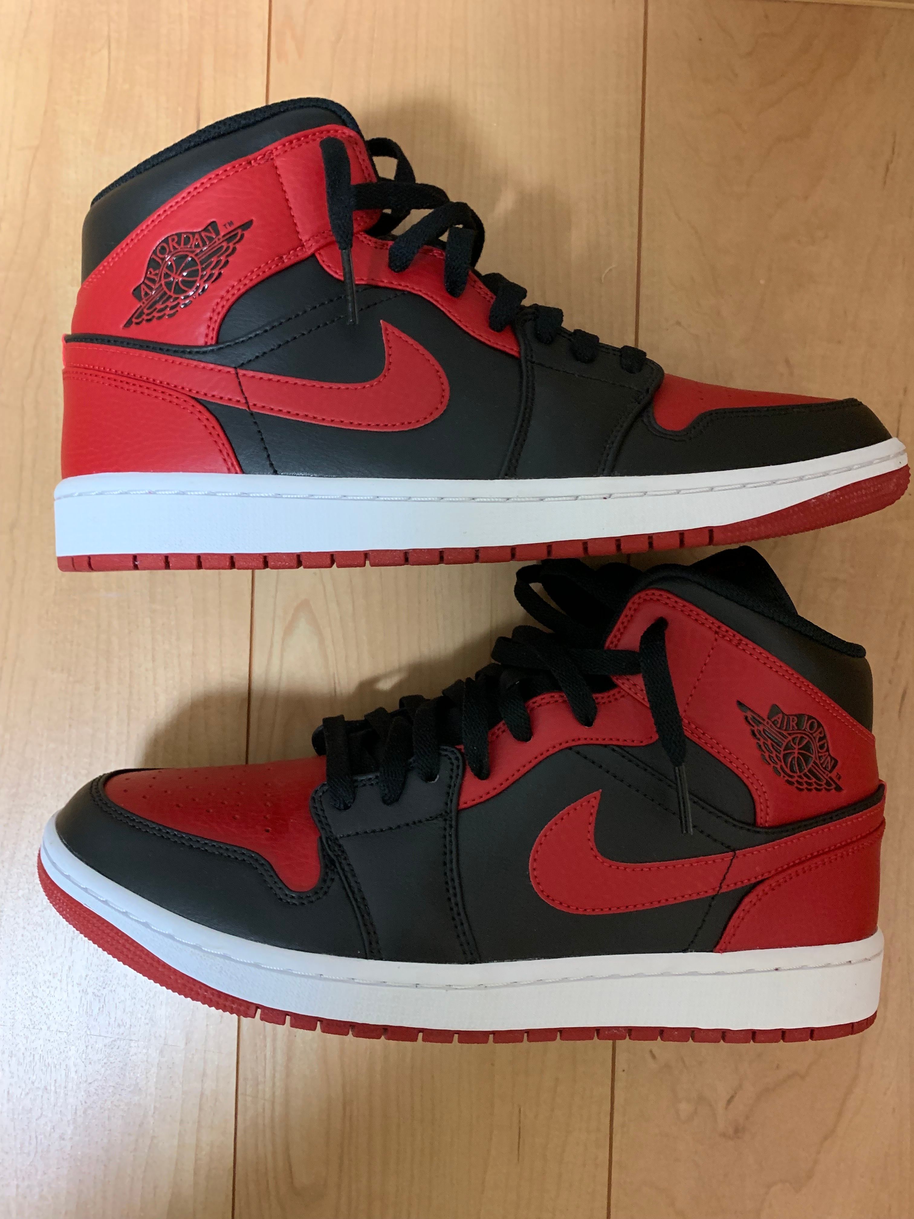 Nike Air Jordan 1 Mid "Bred"