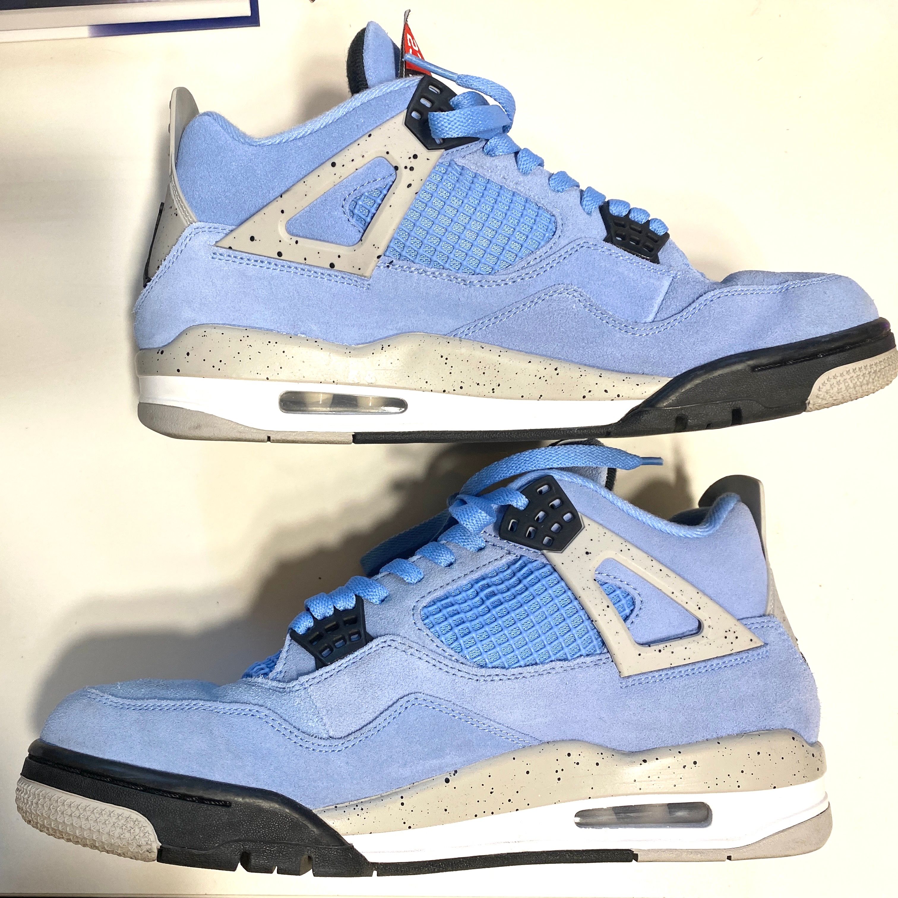 Nike Air Jordan 4 "University Blue"