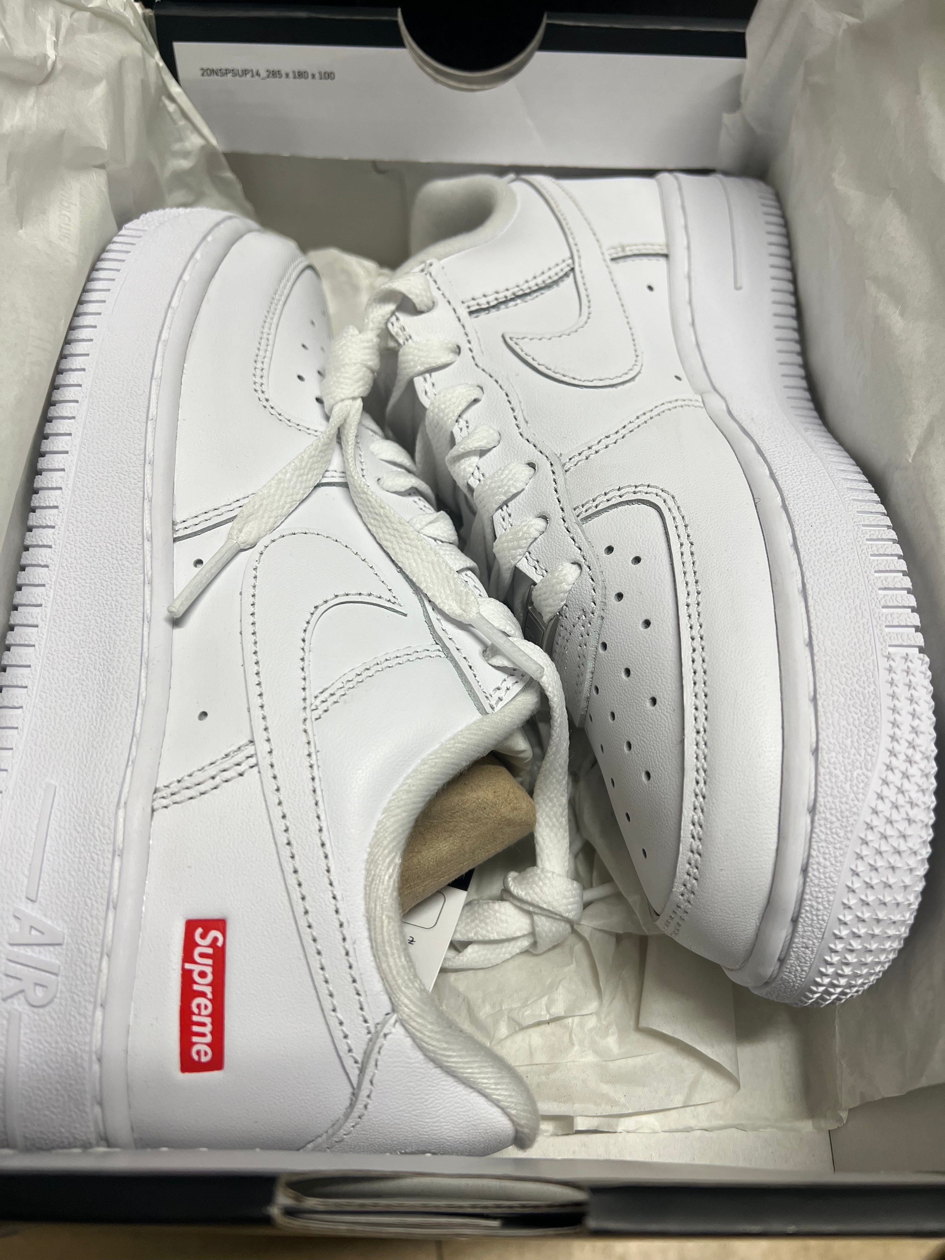Supreme × Nike Air Force 1 Low "White"