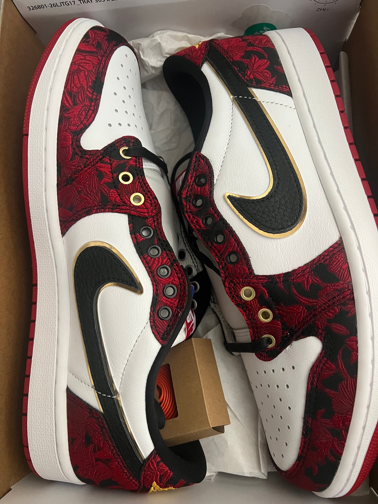 Nike Air Jordan 1 Low OG "Last Dance at The Garden"