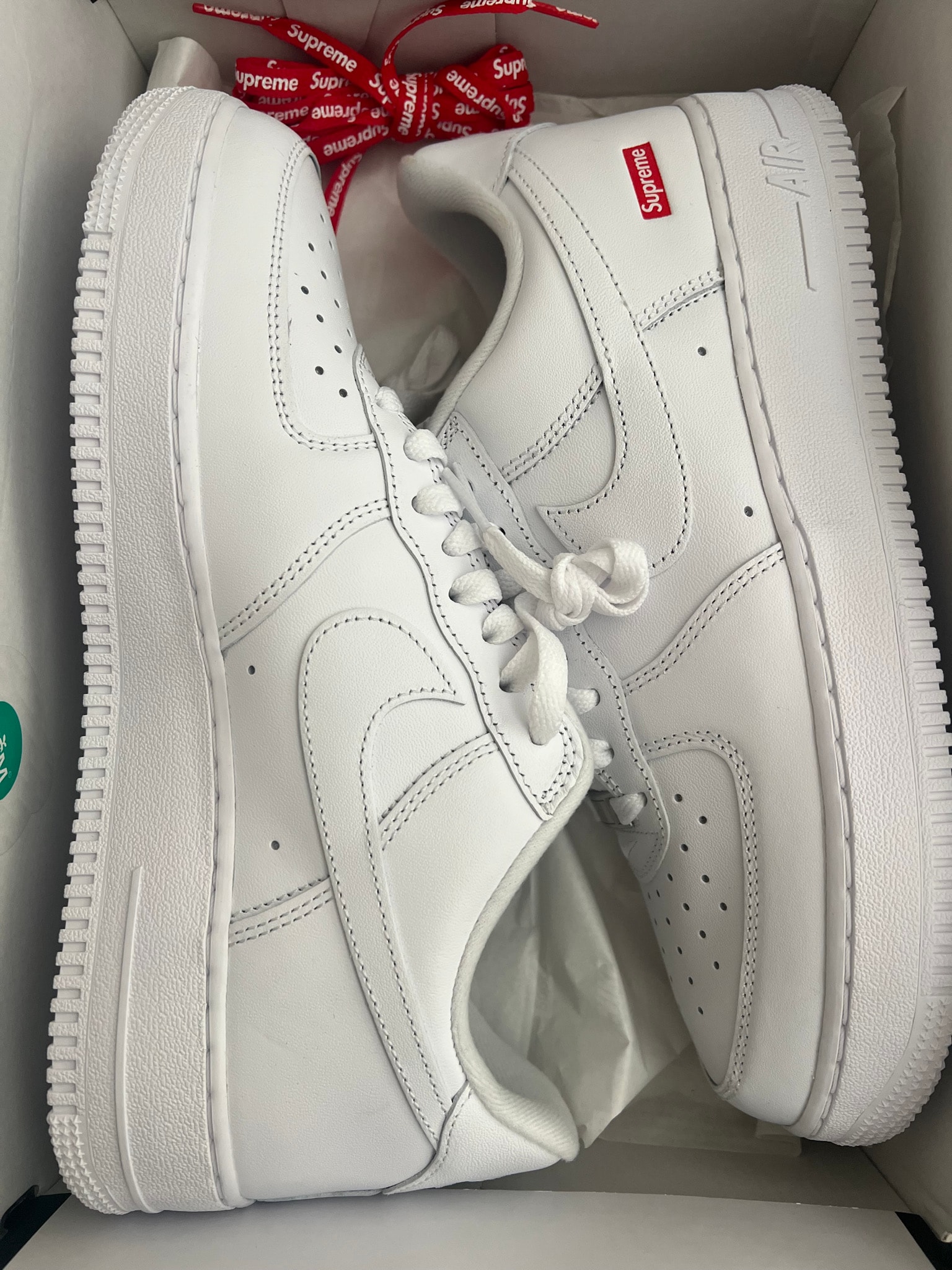 Supreme × Nike Air Force 1 Low "White"