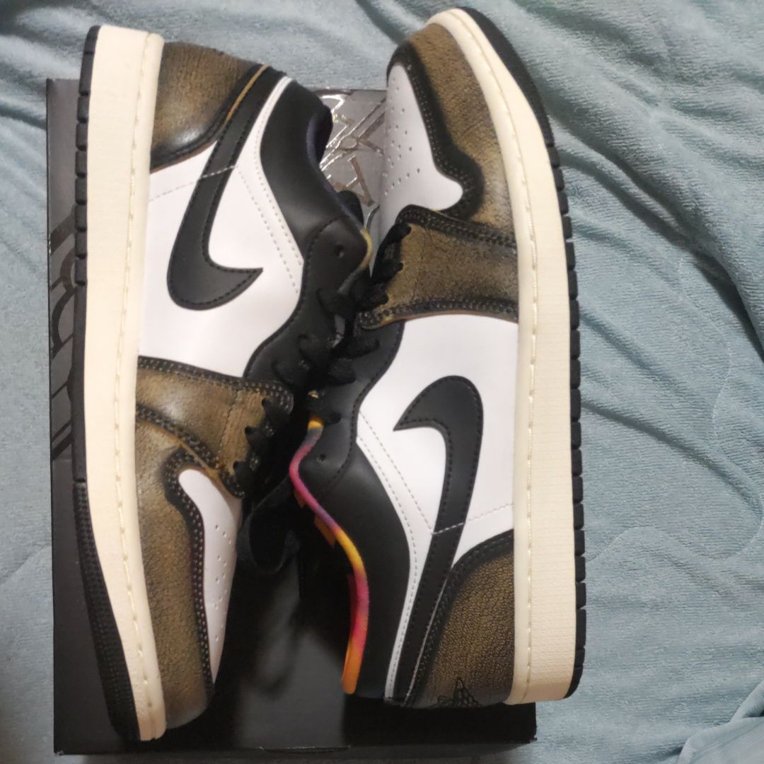 Nike Air Jordan 1 Low "Wear Away"