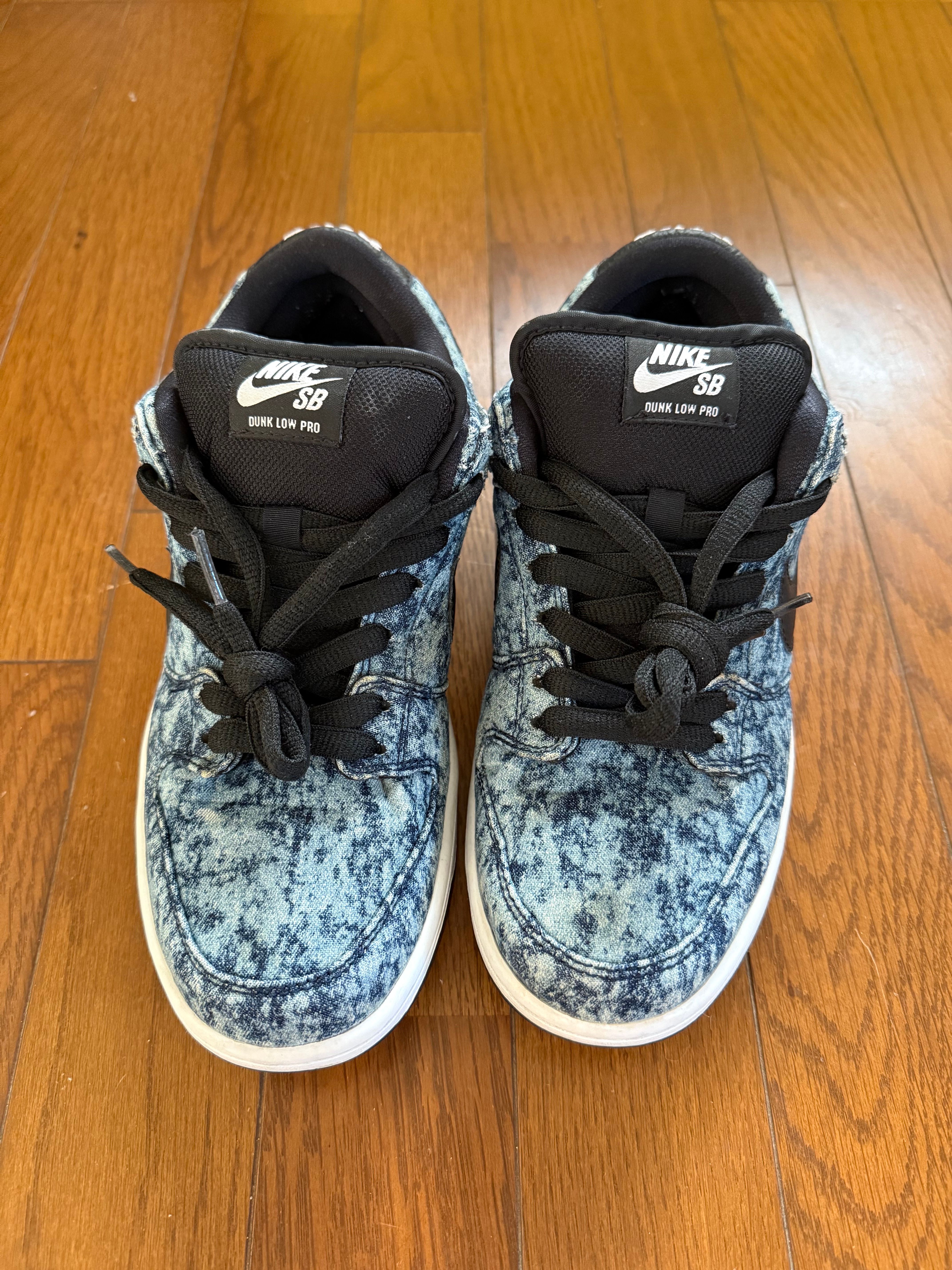 Nike SB Dunk Low "Bleached Denim"