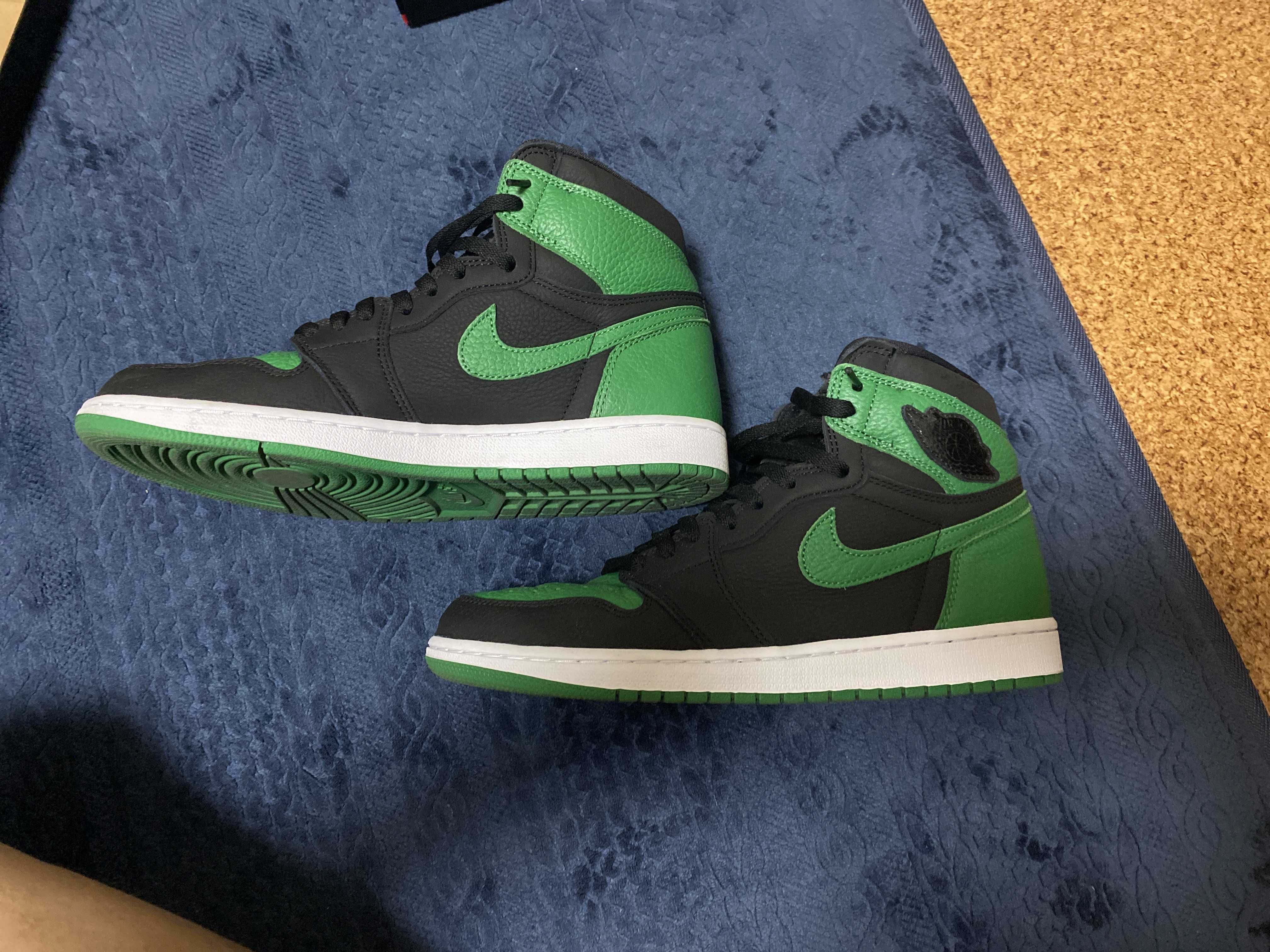 Nike Air Jordan 1 Retro High OG "Black/Pine Green" (2020)      