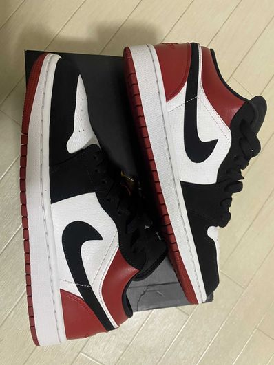 Nike Air Jordan 1 Low "Black Toe"