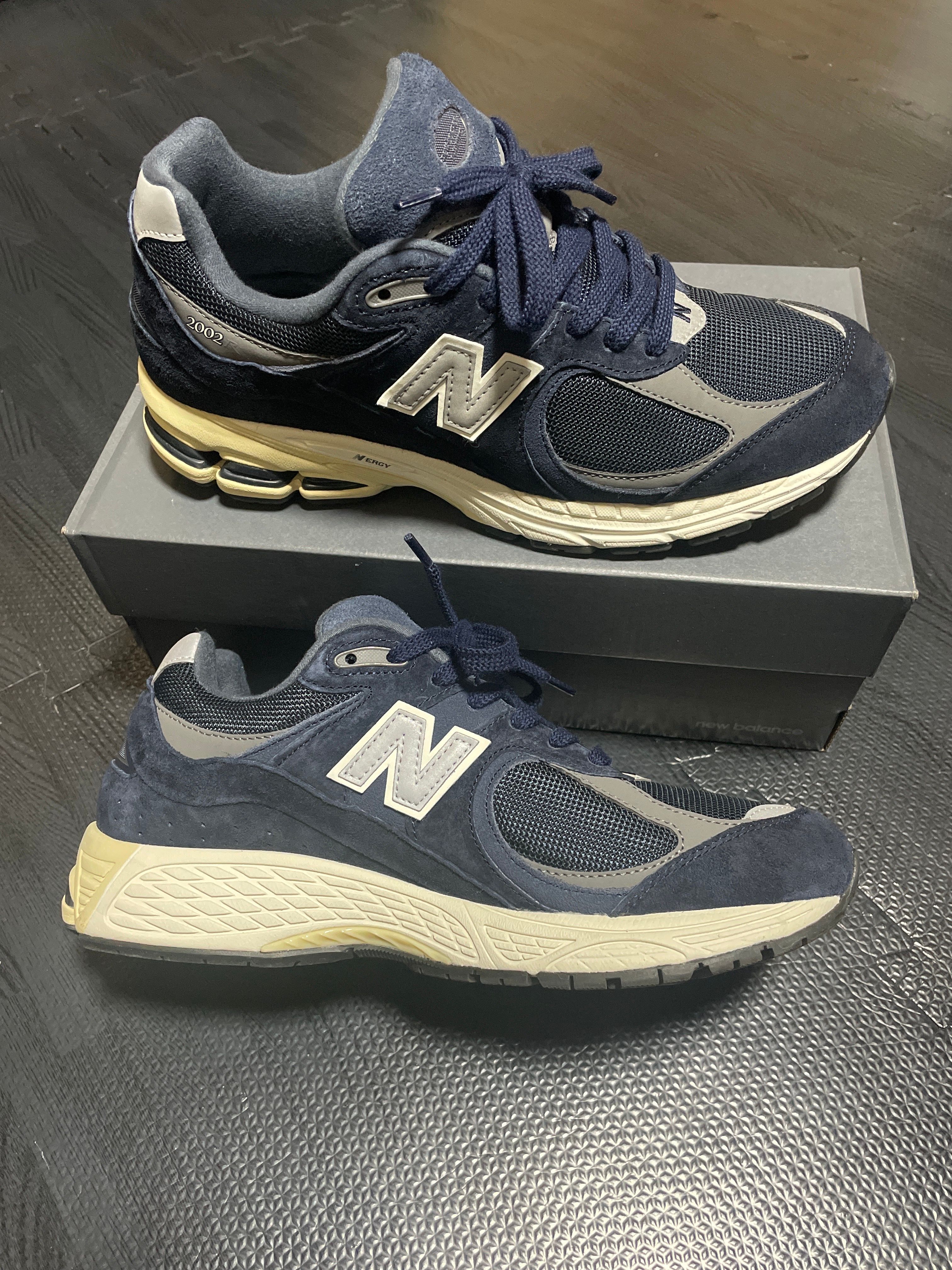 New Balance 2002R "Eclipse/Castlerock"
