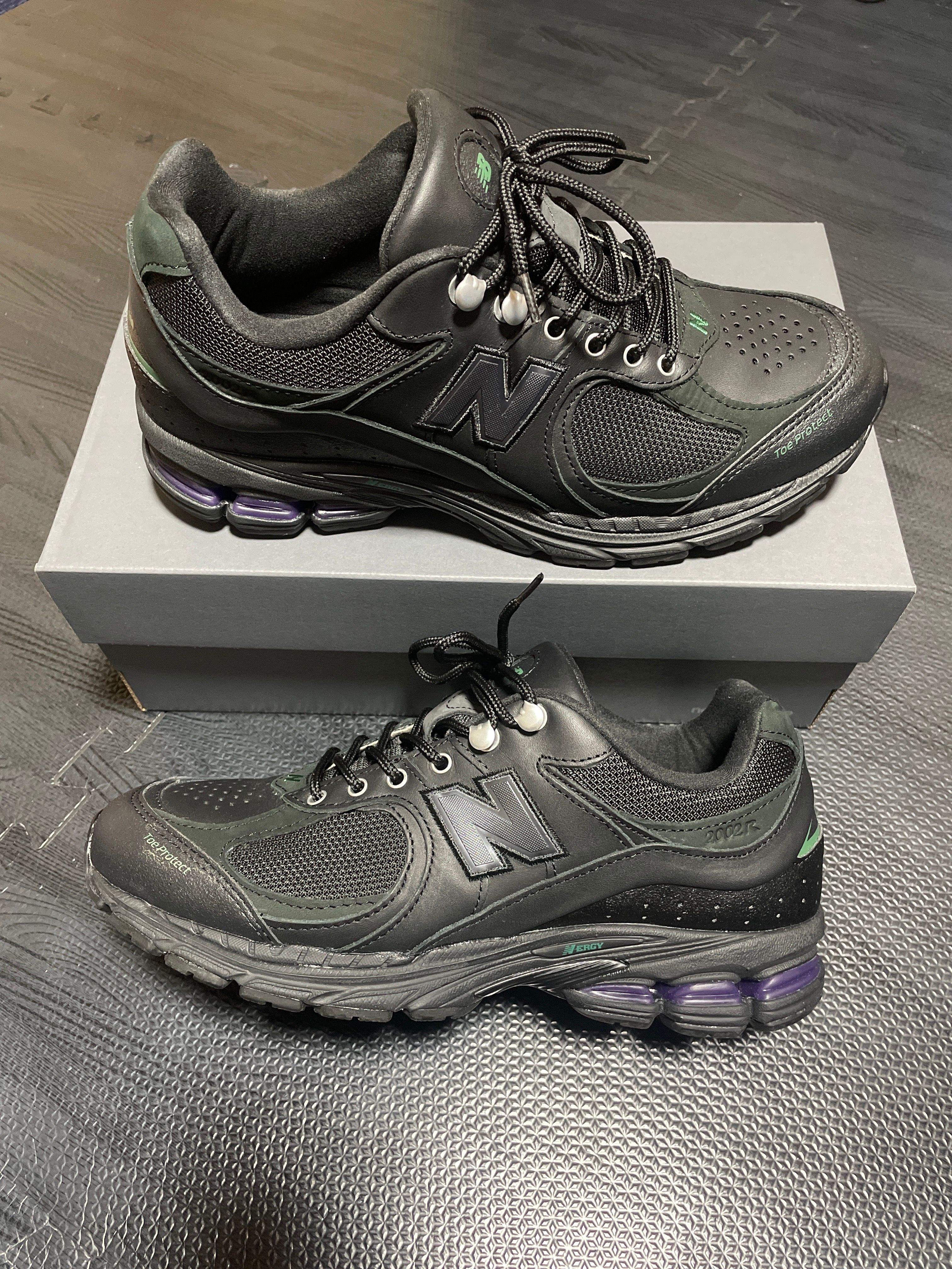 New Balance 2002R "Black"