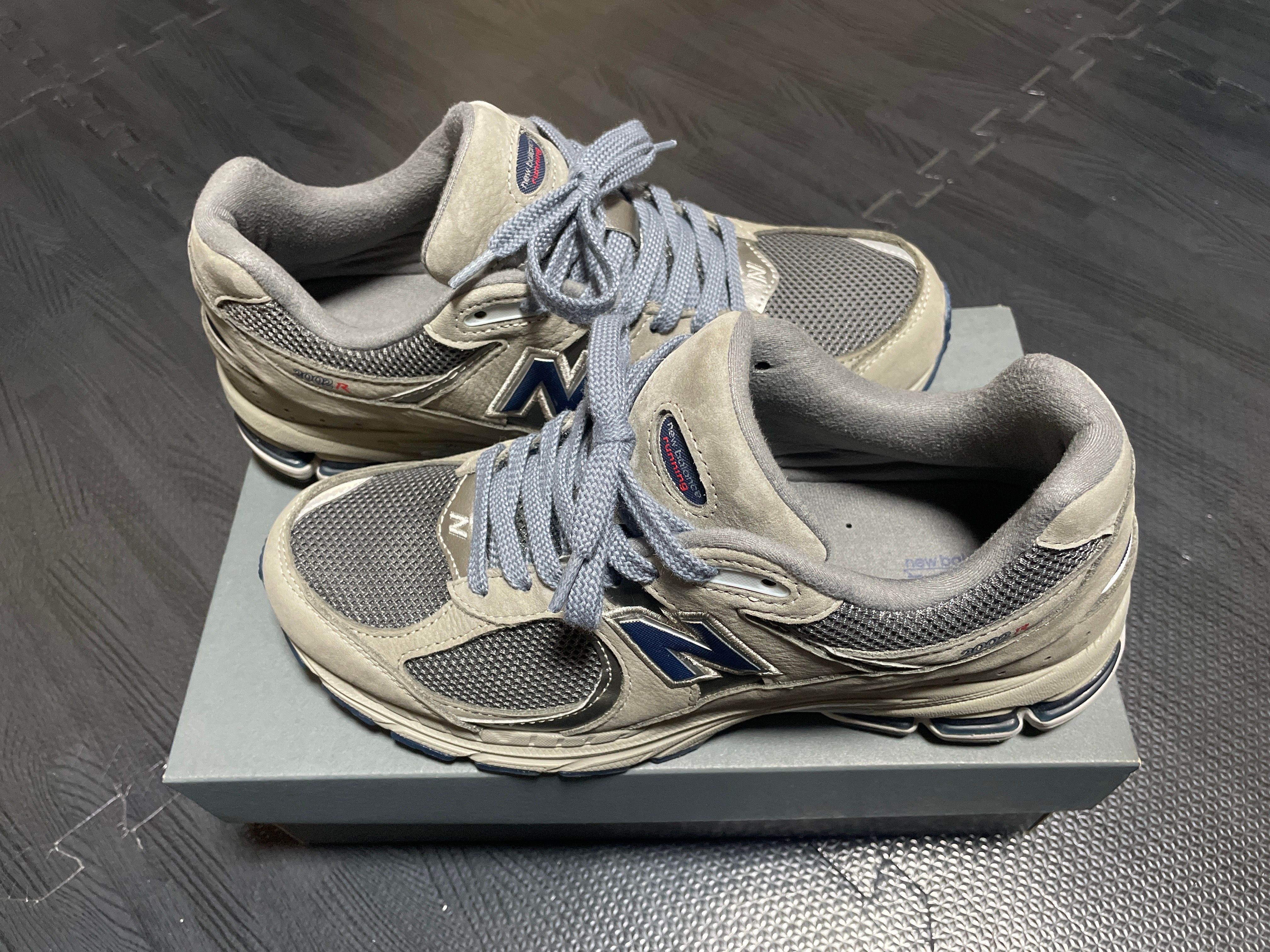 New Balance 2002R "Gray"