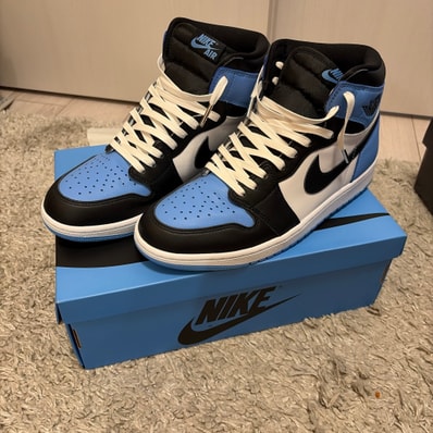Nike Air Jordan 1 Retro High OG "University Blue/UNC Toe"