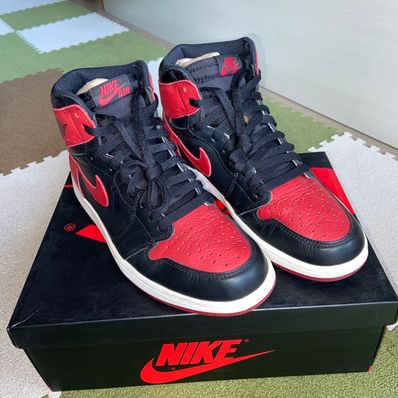 Nike Air Jordan 1 Retro High OG "Bred/Banned" (2016)