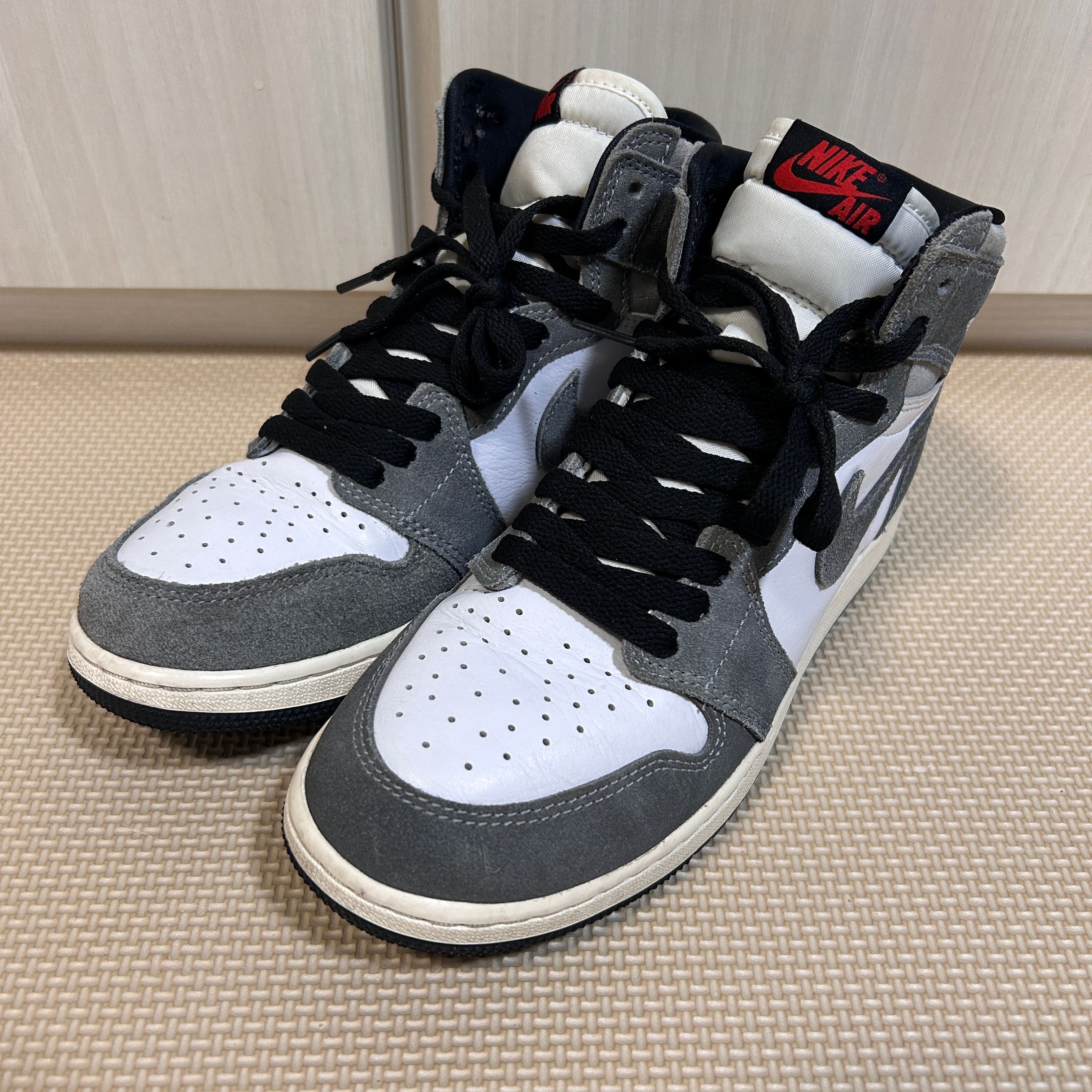 Nike GS Air Jordan 1 Retro High OG "Black and Smoke Grey"