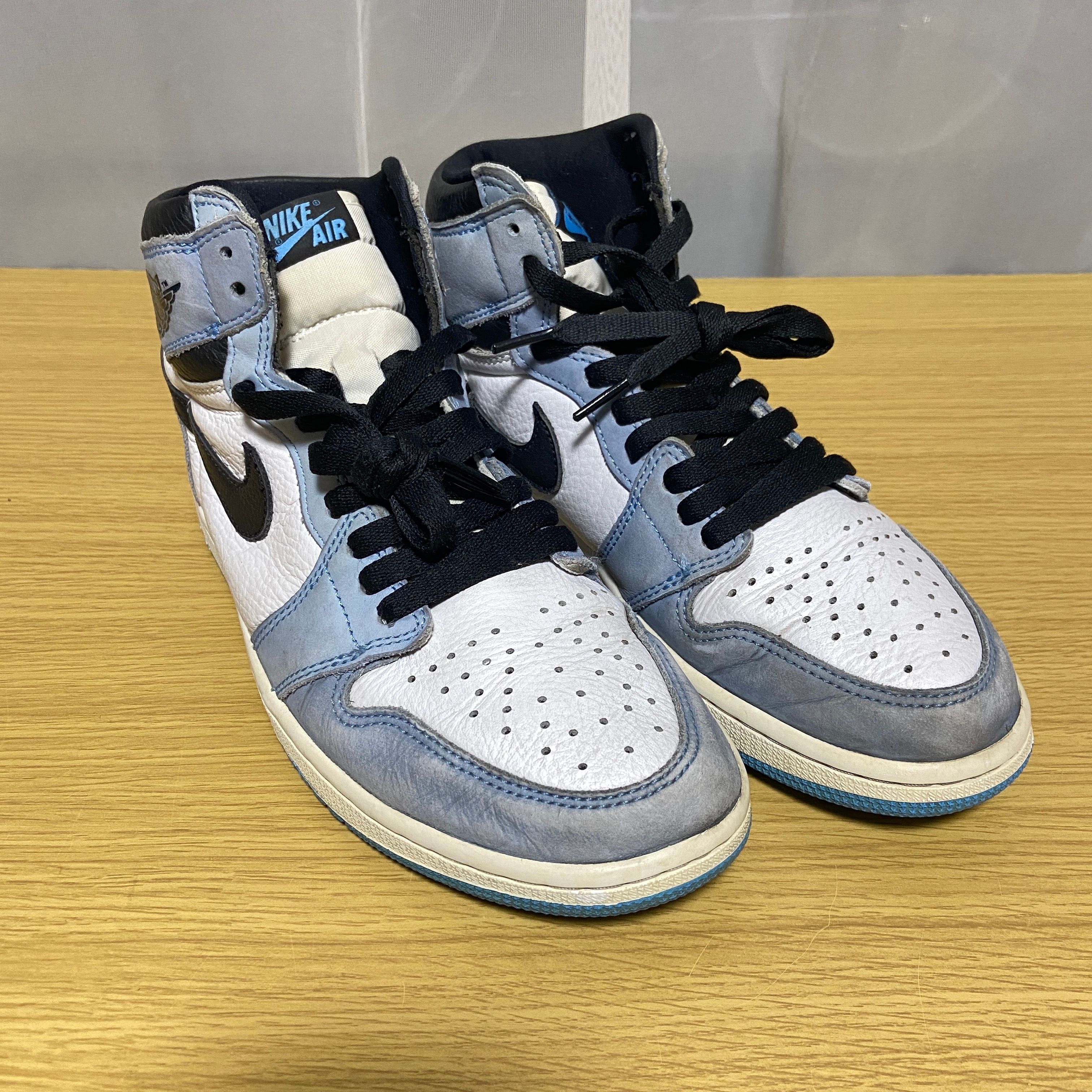 Nike Air Jordan 1 High OG "University Blue"
