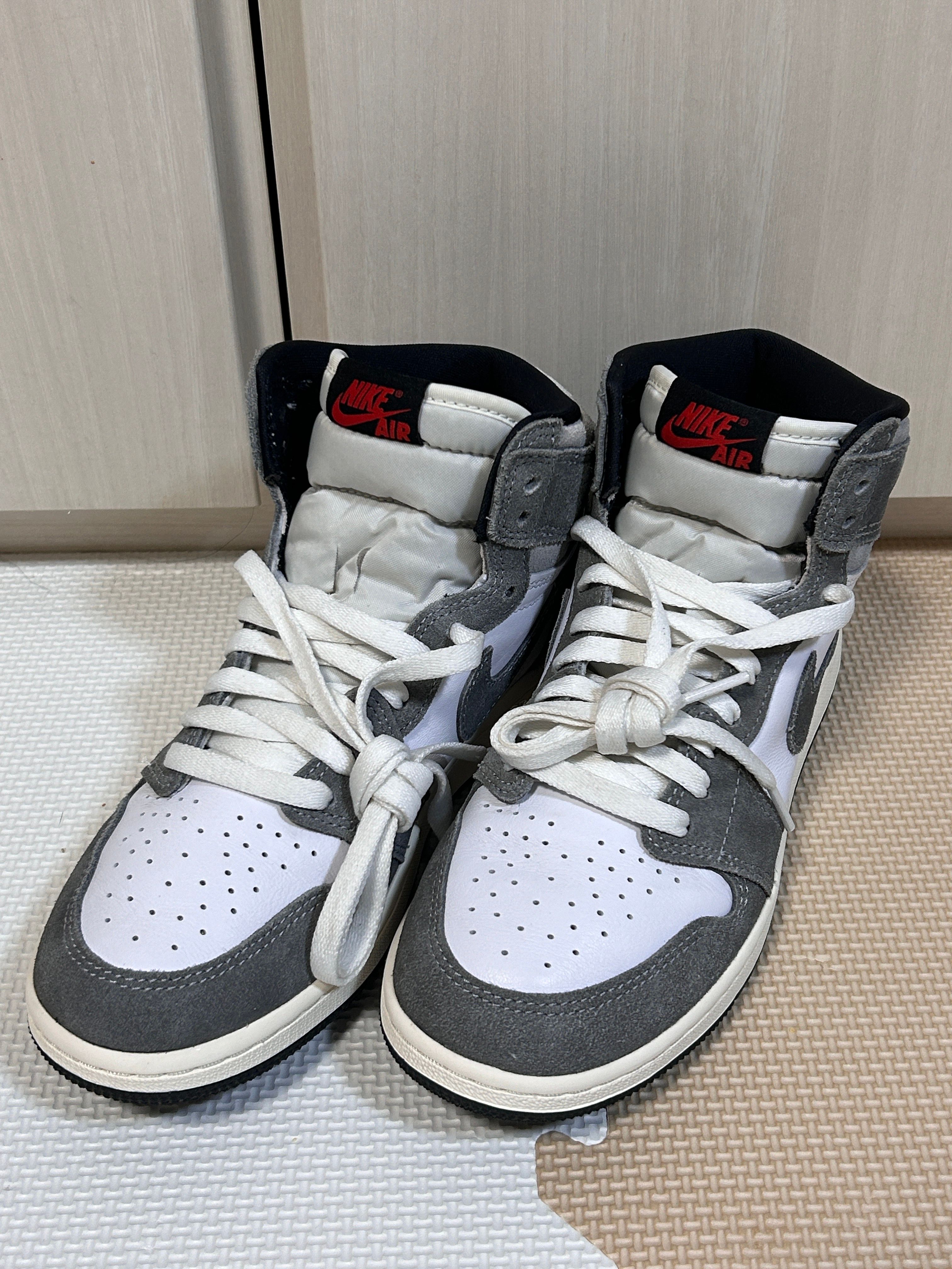Nike GS Air Jordan 1 Retro High OG "Black and Smoke Grey"