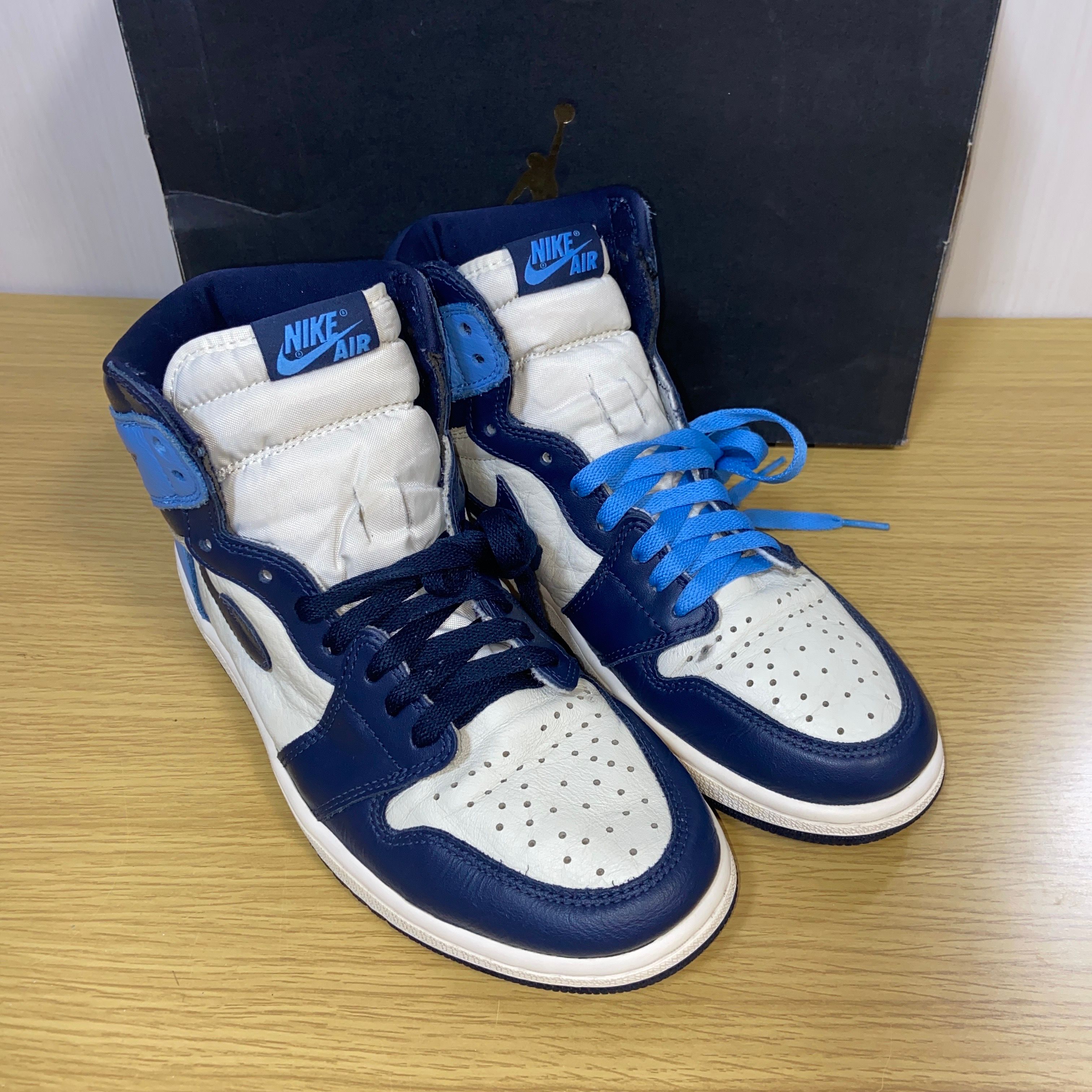 Nike Air Jordan 1 Retro High OG "Obsidian/University Blue"