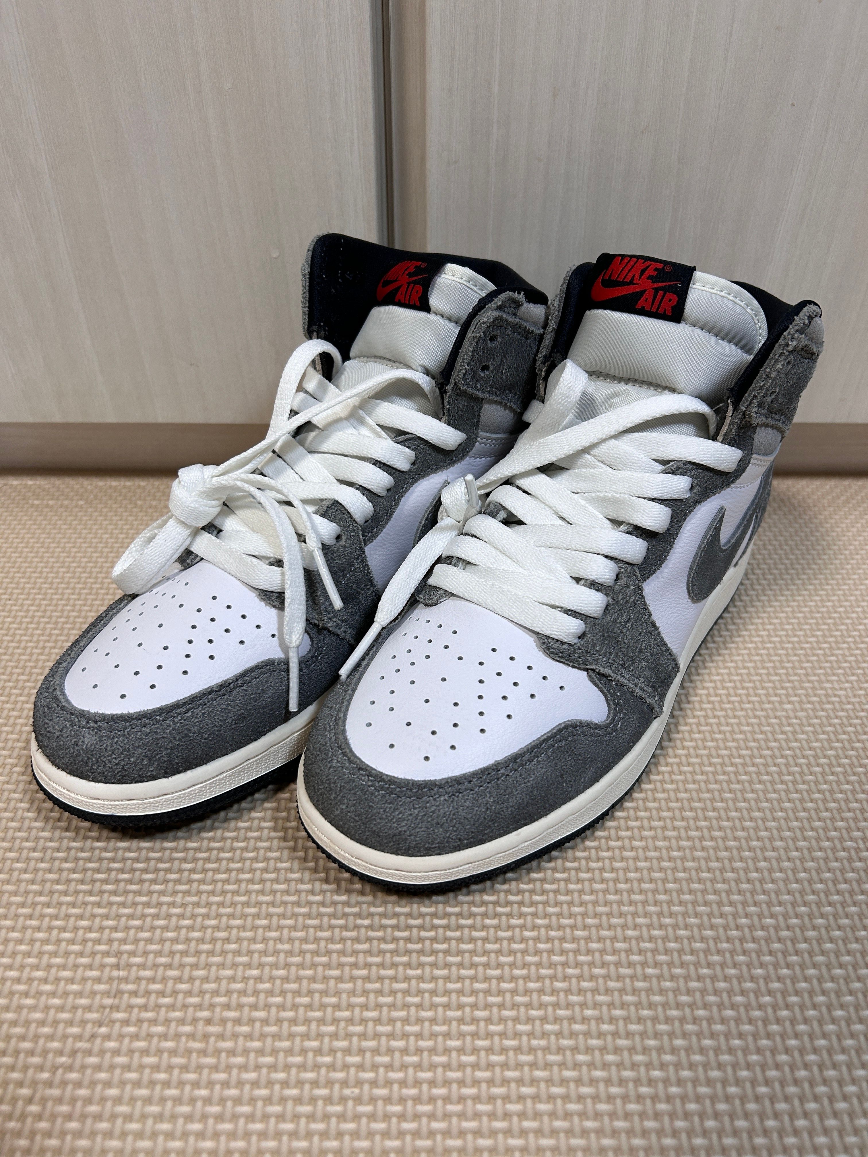 Nike GS Air Jordan 1 Retro High OG "Black and Smoke Grey"