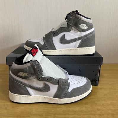 Nike GS Air Jordan 1 Retro High OG "Black and Smoke Grey"