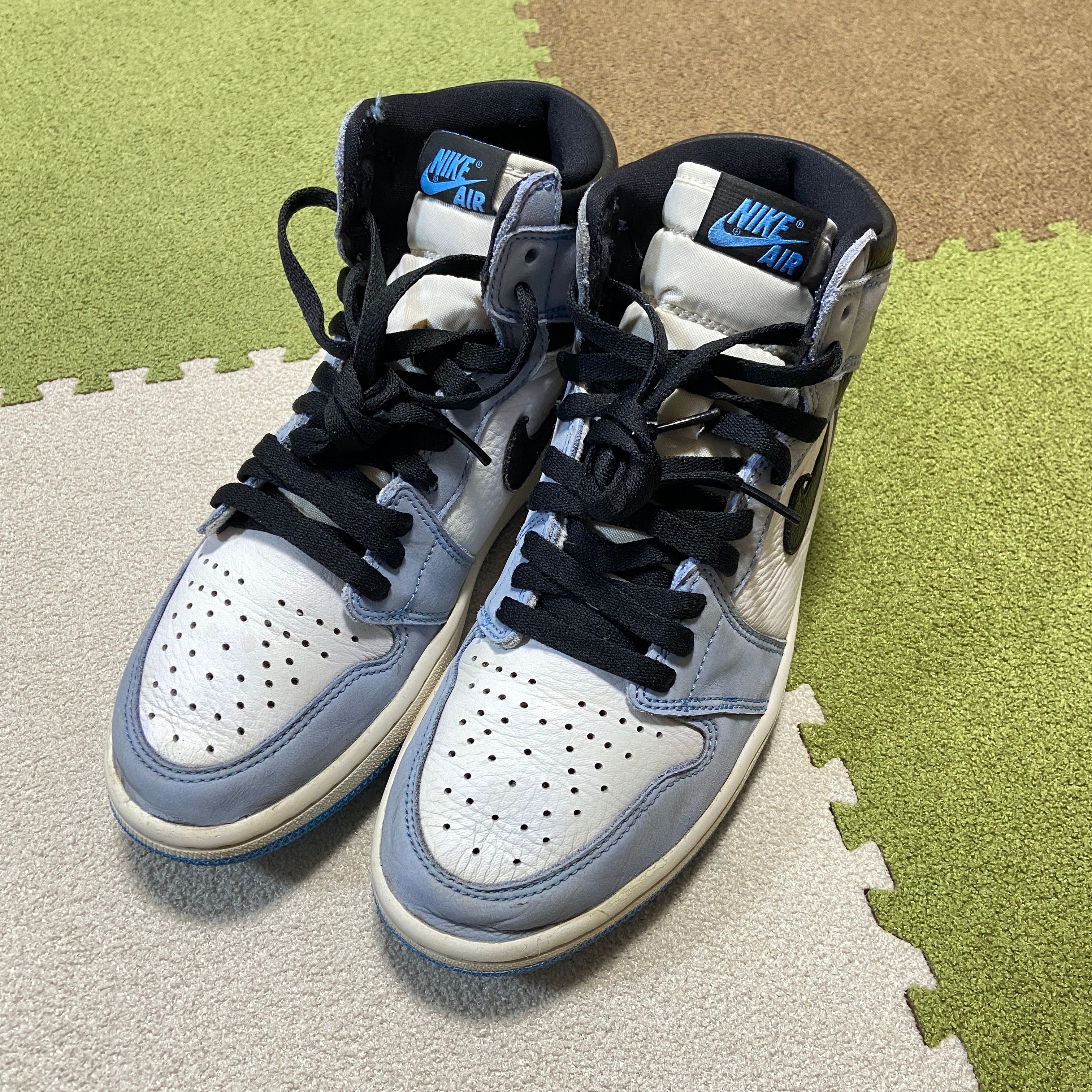 Nike Air Jordan 1 High OG "University Blue"