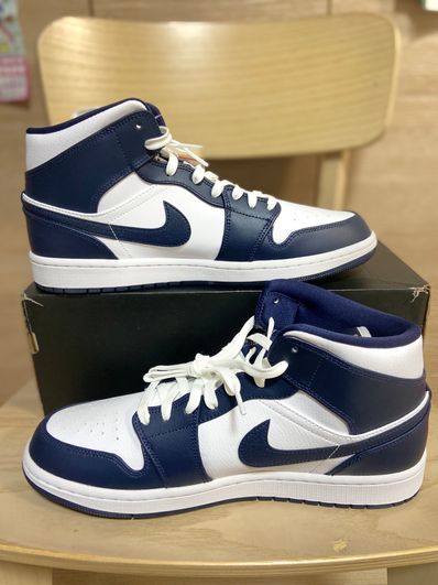 Nike Air Jordan 1 Mid "White Metallic Gold Obsidian"