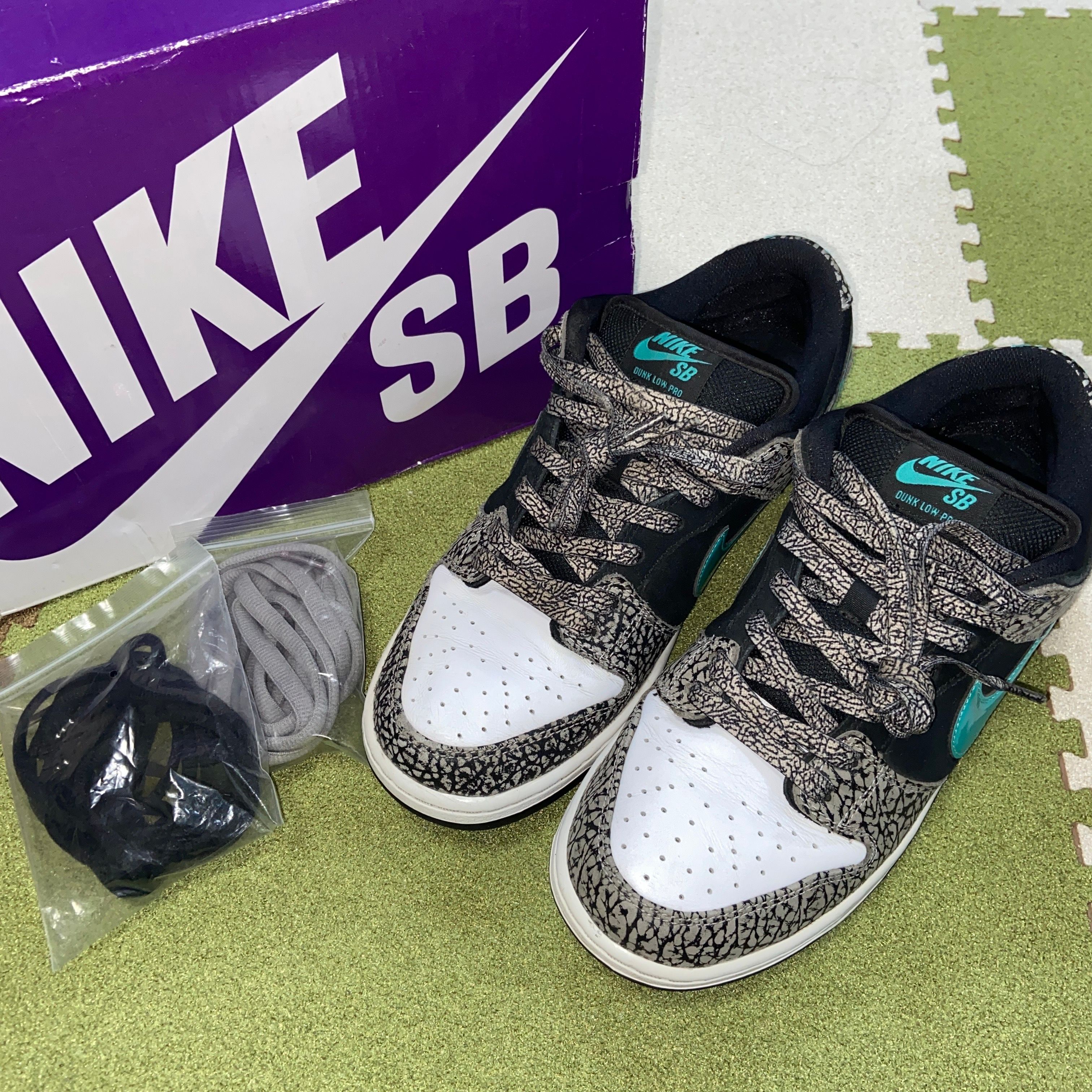 Nike SB Dunk Low "Elephant/Safari"