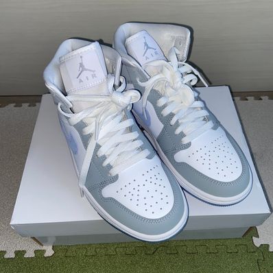 Nike Women's Air Jordan 1 Mid "Wolf Grey"