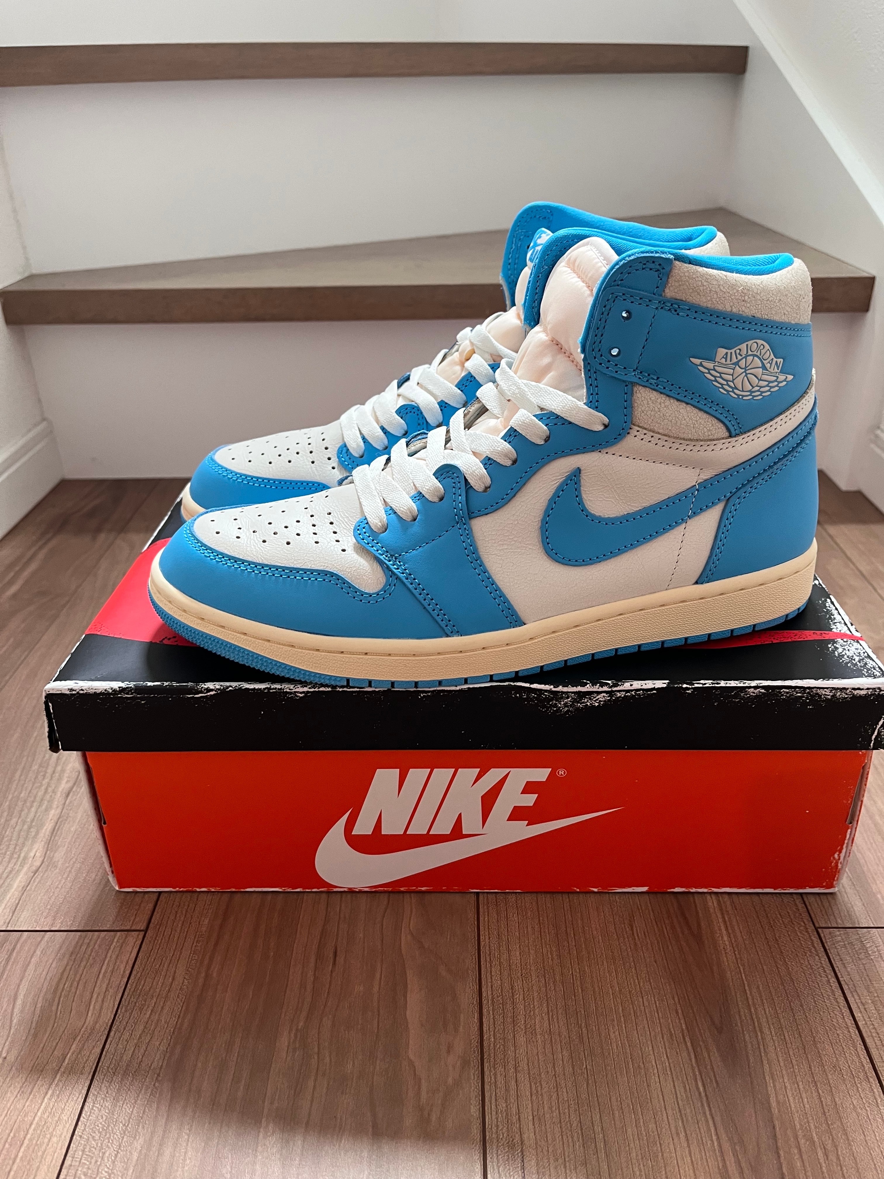 Nike Air Jordan 1 Retro High OG "UNC Reimagined"