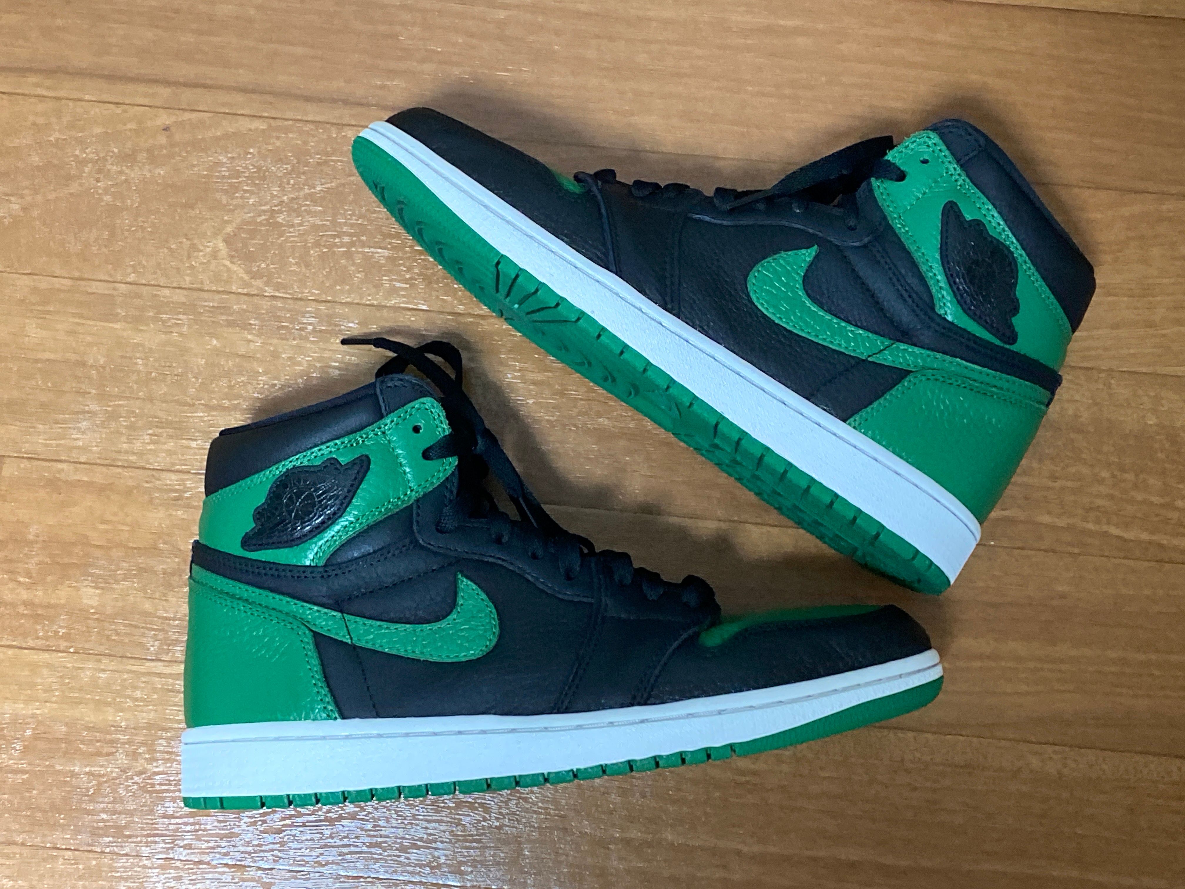 Nike Air Jordan 1 Retro High OG "Black/Pine Green" (2020)      