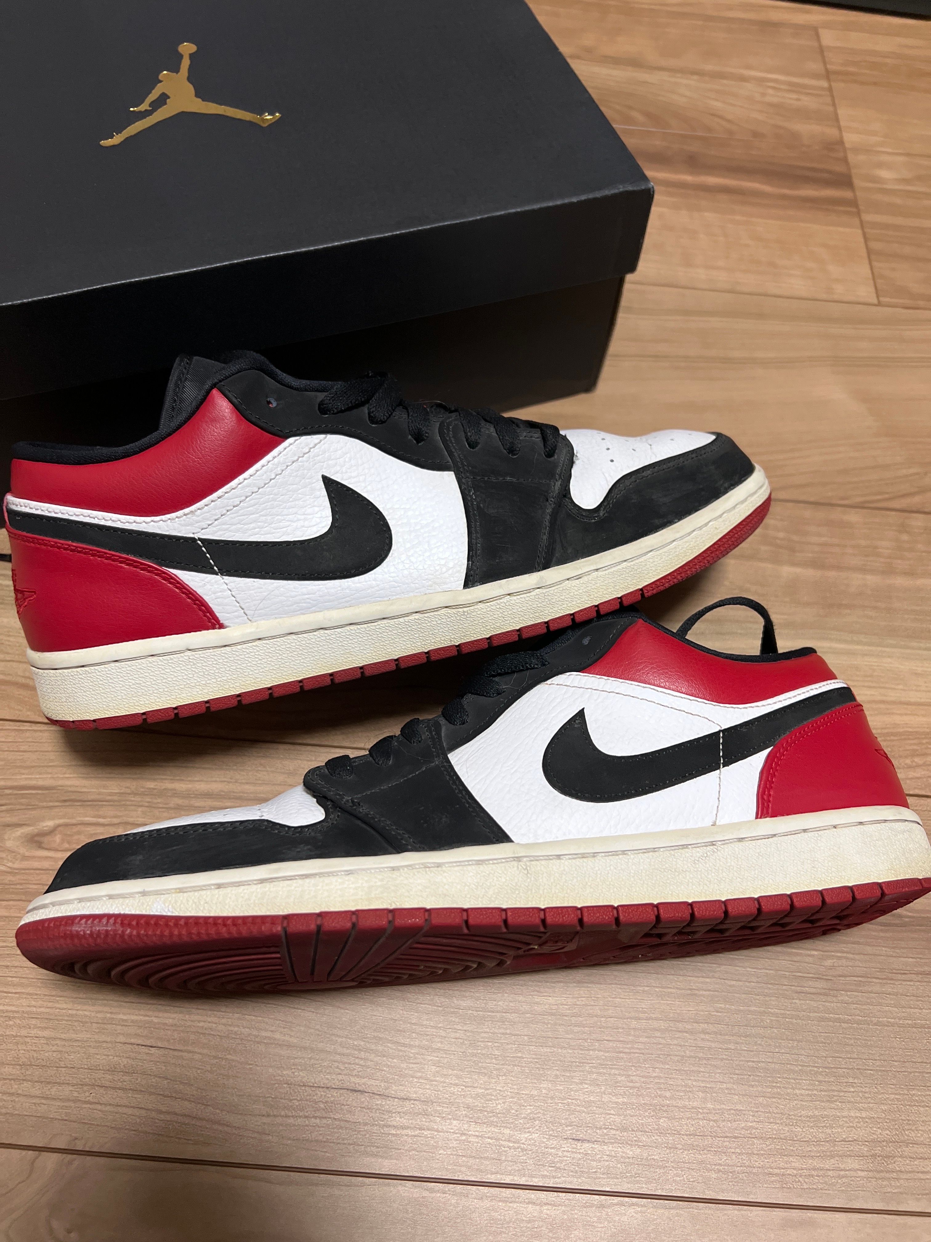 Nike Air Jordan 1 Low "Black Toe"