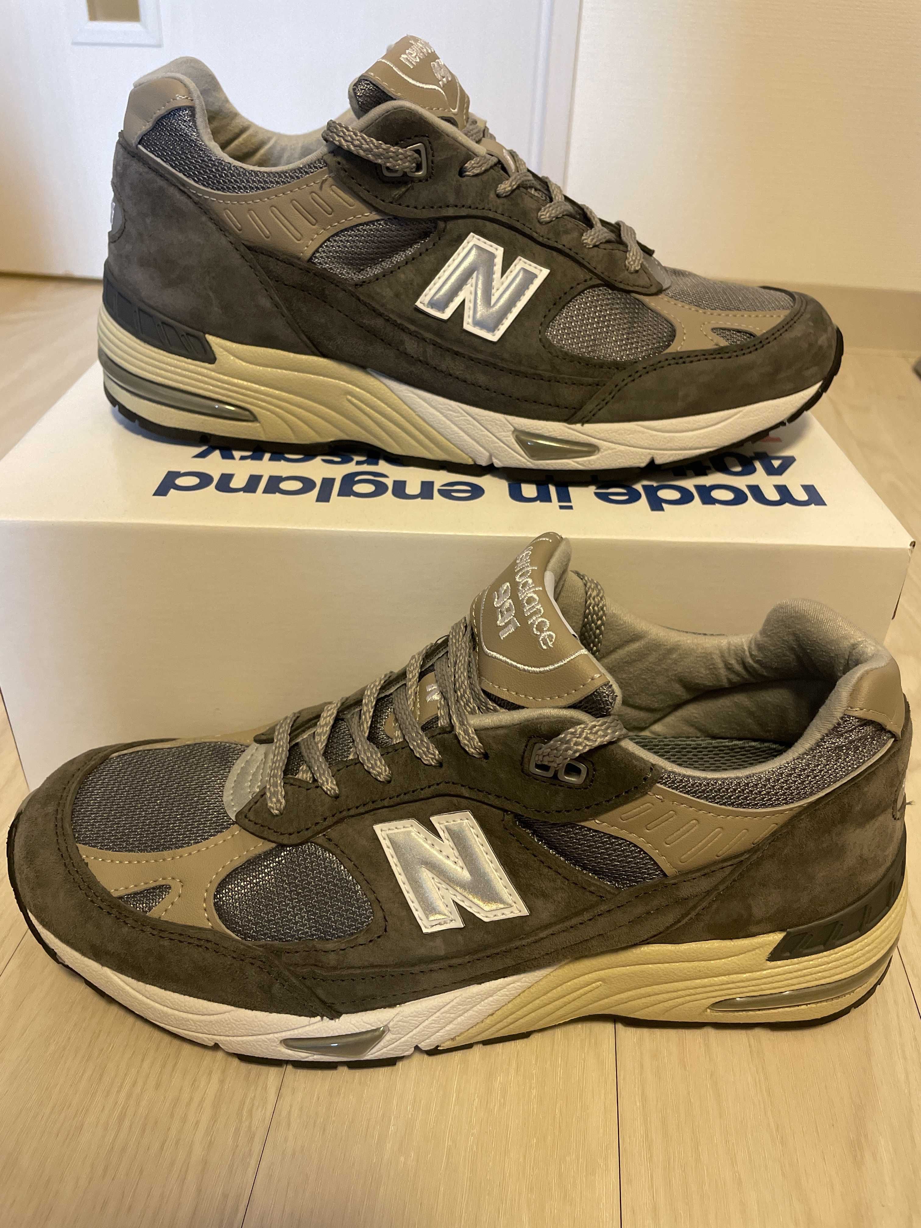 New Balance M991UKF Flimby Catalogue Pack "Grey/White"