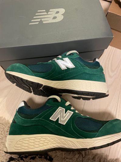New Balance 2002R "Forest Green"