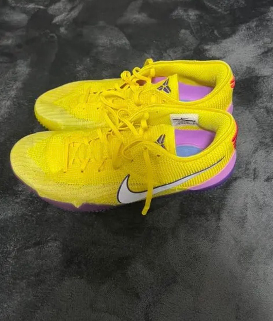 Nike Kobe NXT 360 "Yellow Strike"