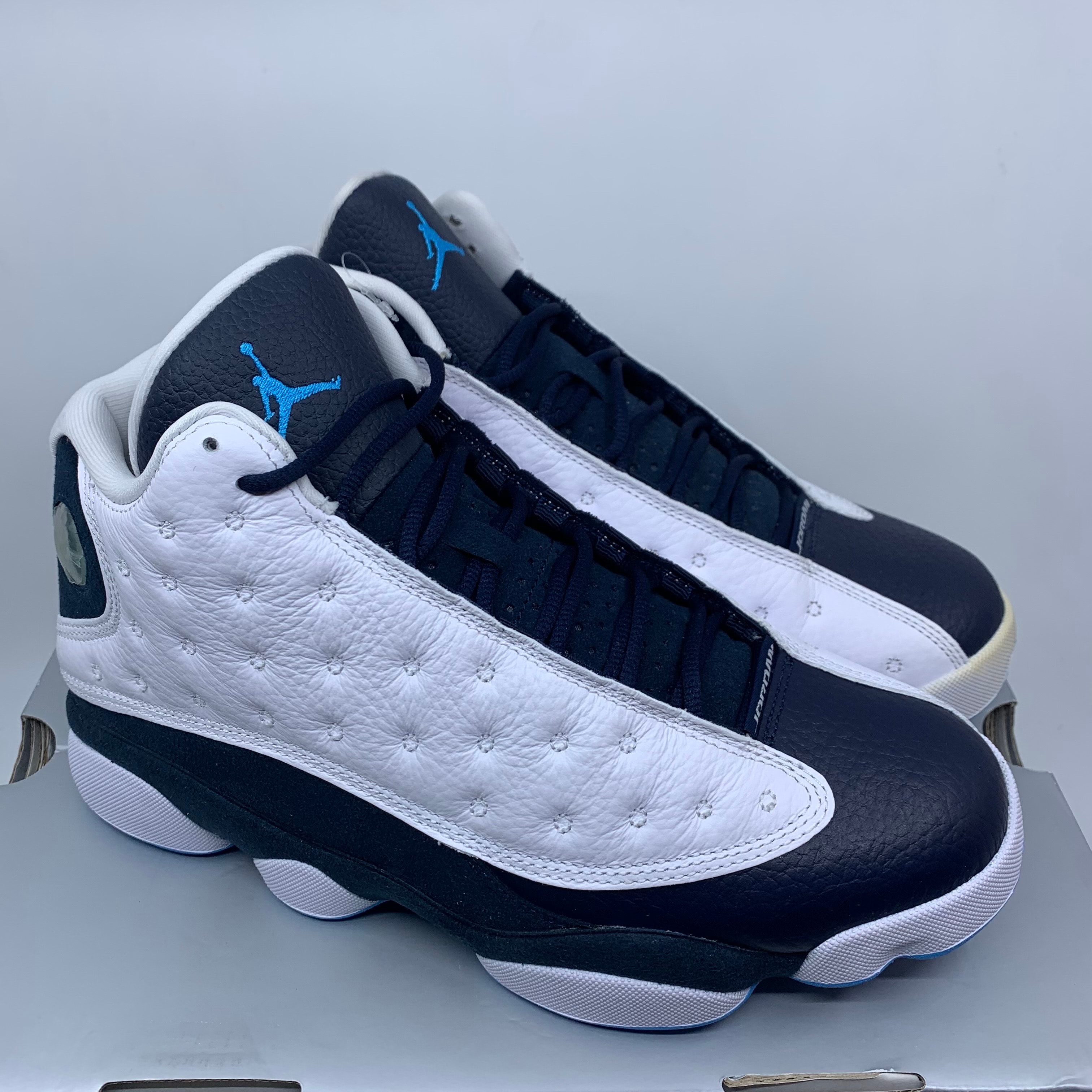 ナイキ エアジョーダン 13 "オブシディアン"