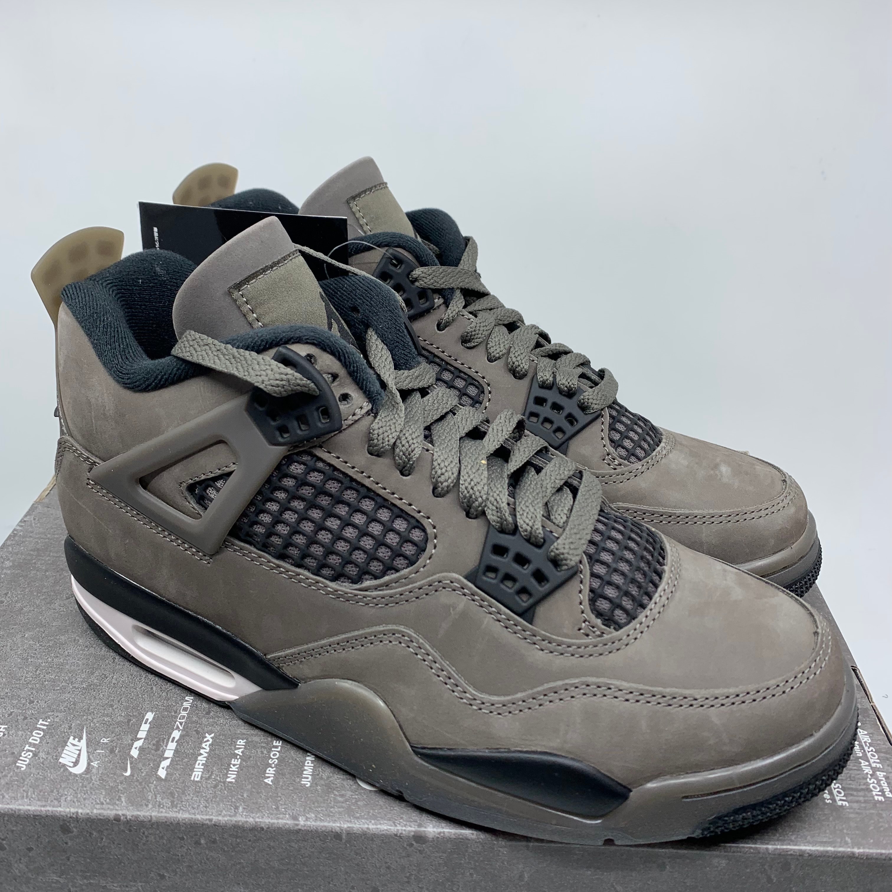 ジョーダン エアジョーダン4 (JORDAN Air Jordan 4) の新作・中古通販